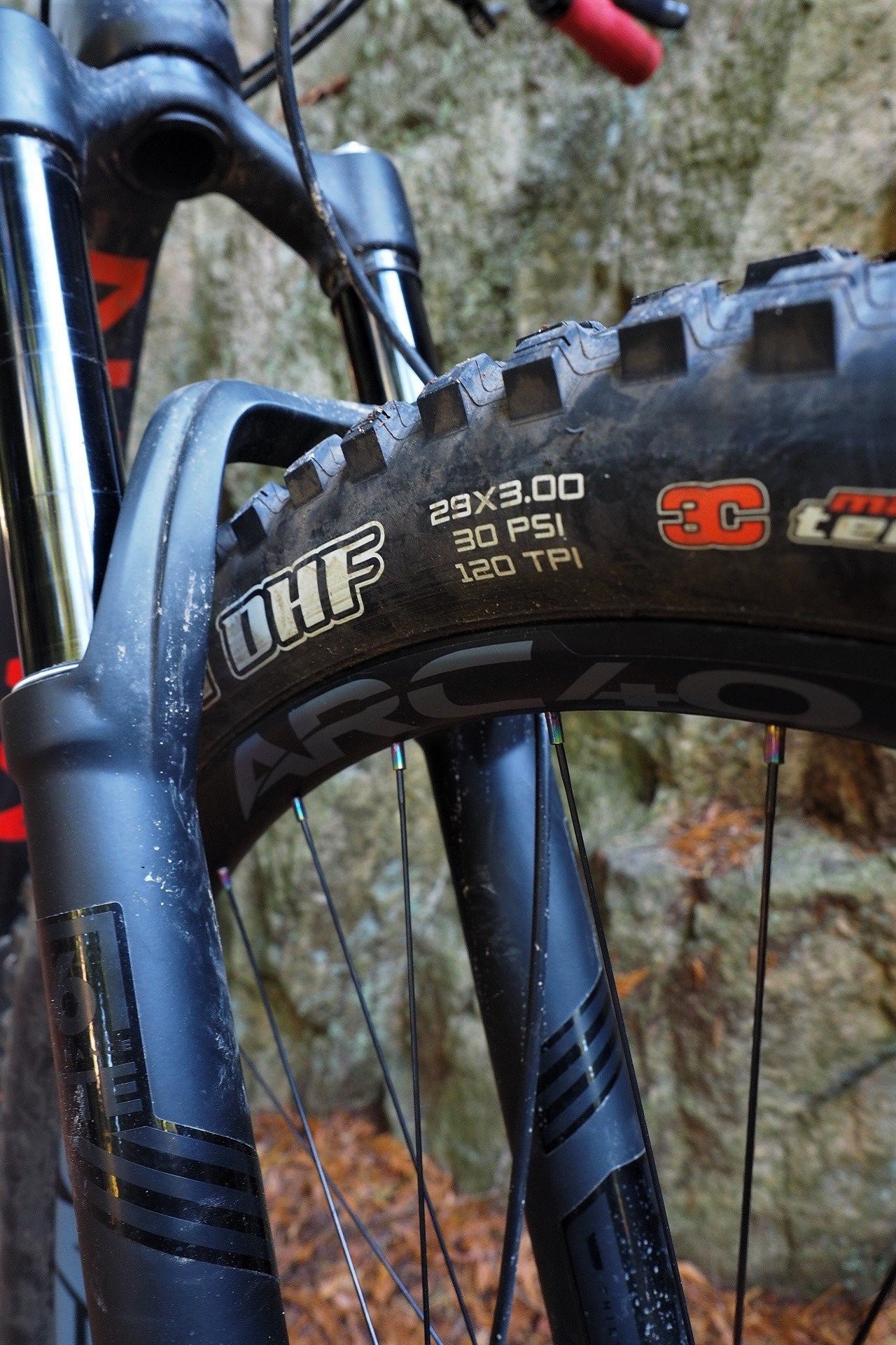 wider tire on front of mountain bike