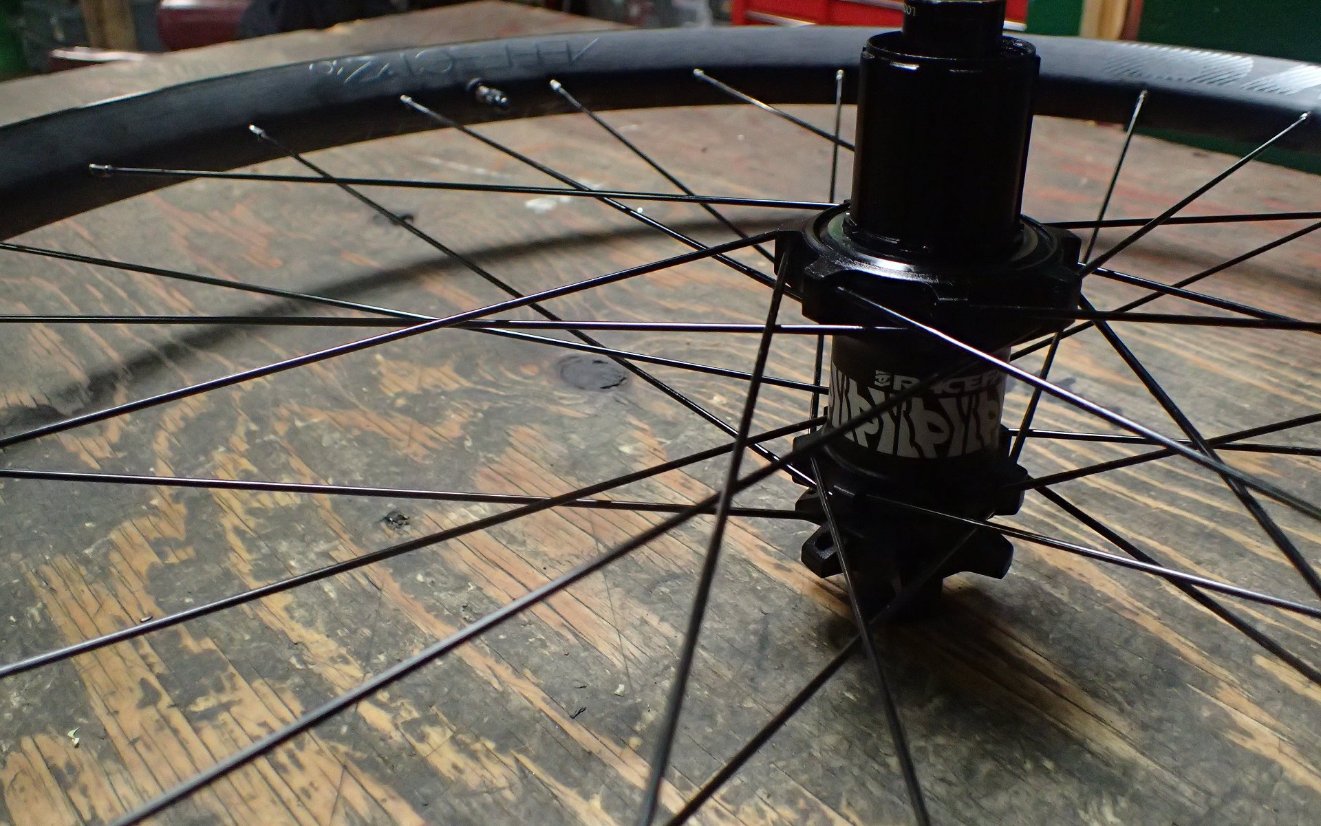 wheelset metric carbon