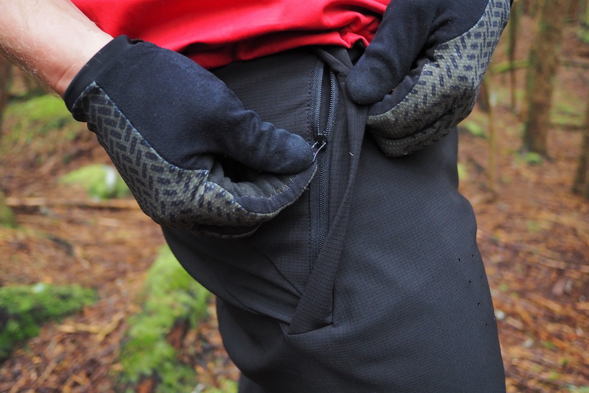 Tested : Pete's Royal Racing Storm Waterproof Trousers Review.