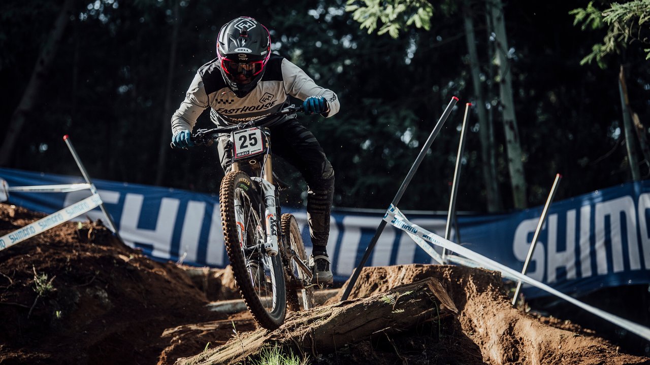 Uci downhill 2021 lousa sale