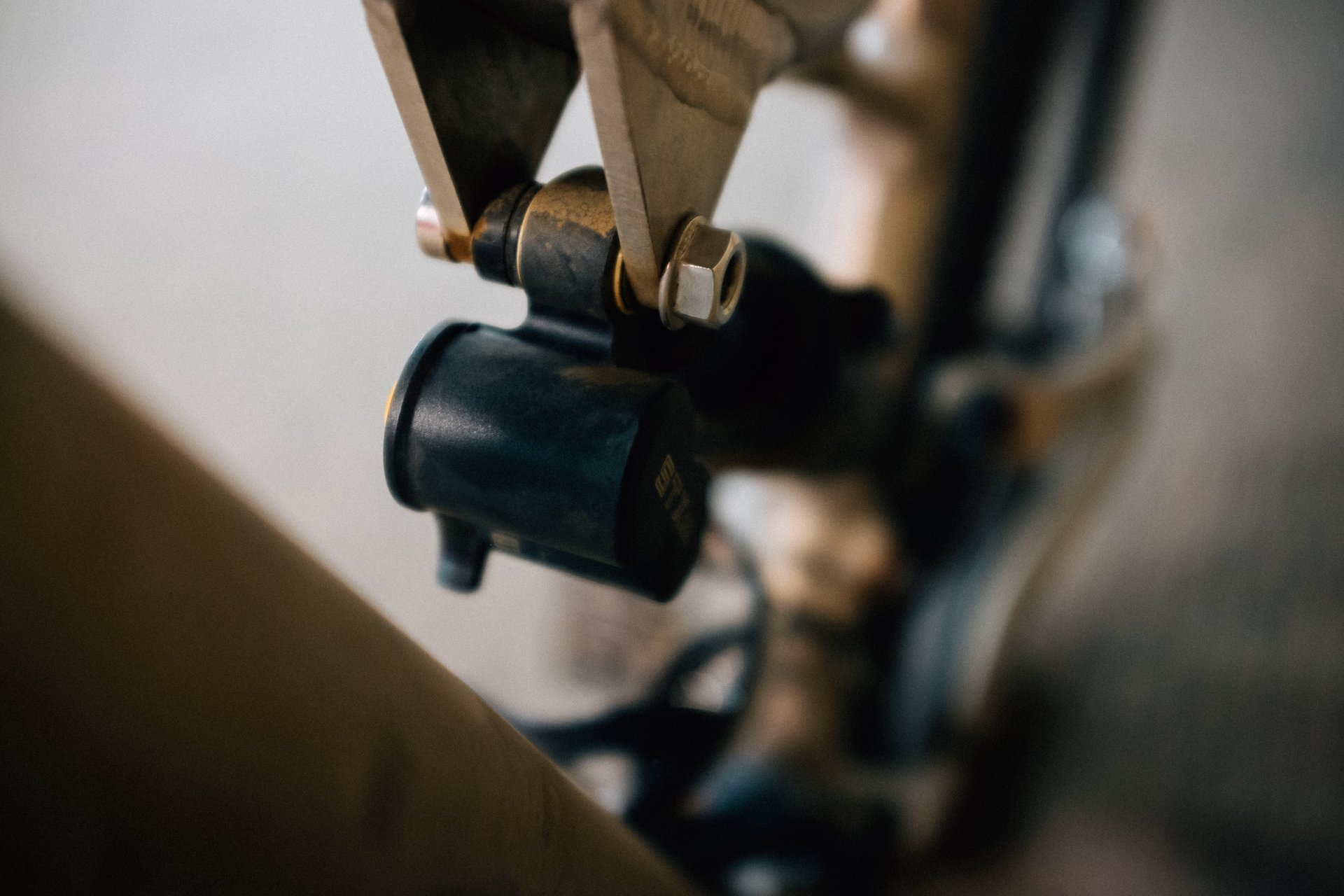 Testing the offset shock layout. Photo: Colin Belisle/Specialized