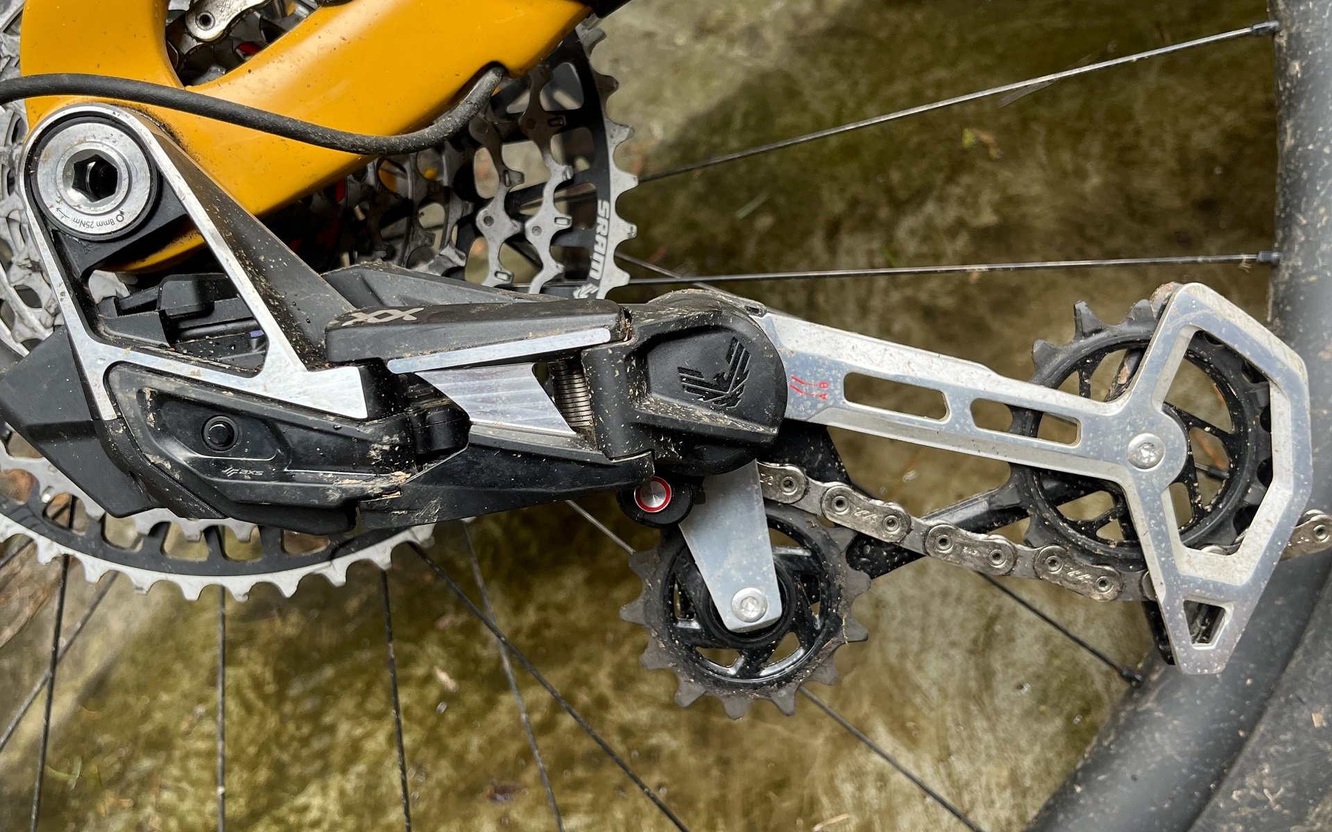 sram chain on shimano drivetrain