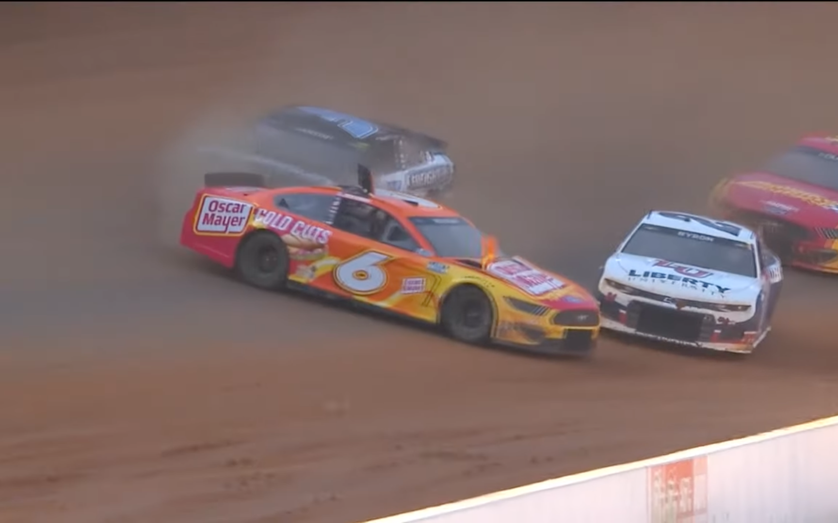 Nascar on dirt.png