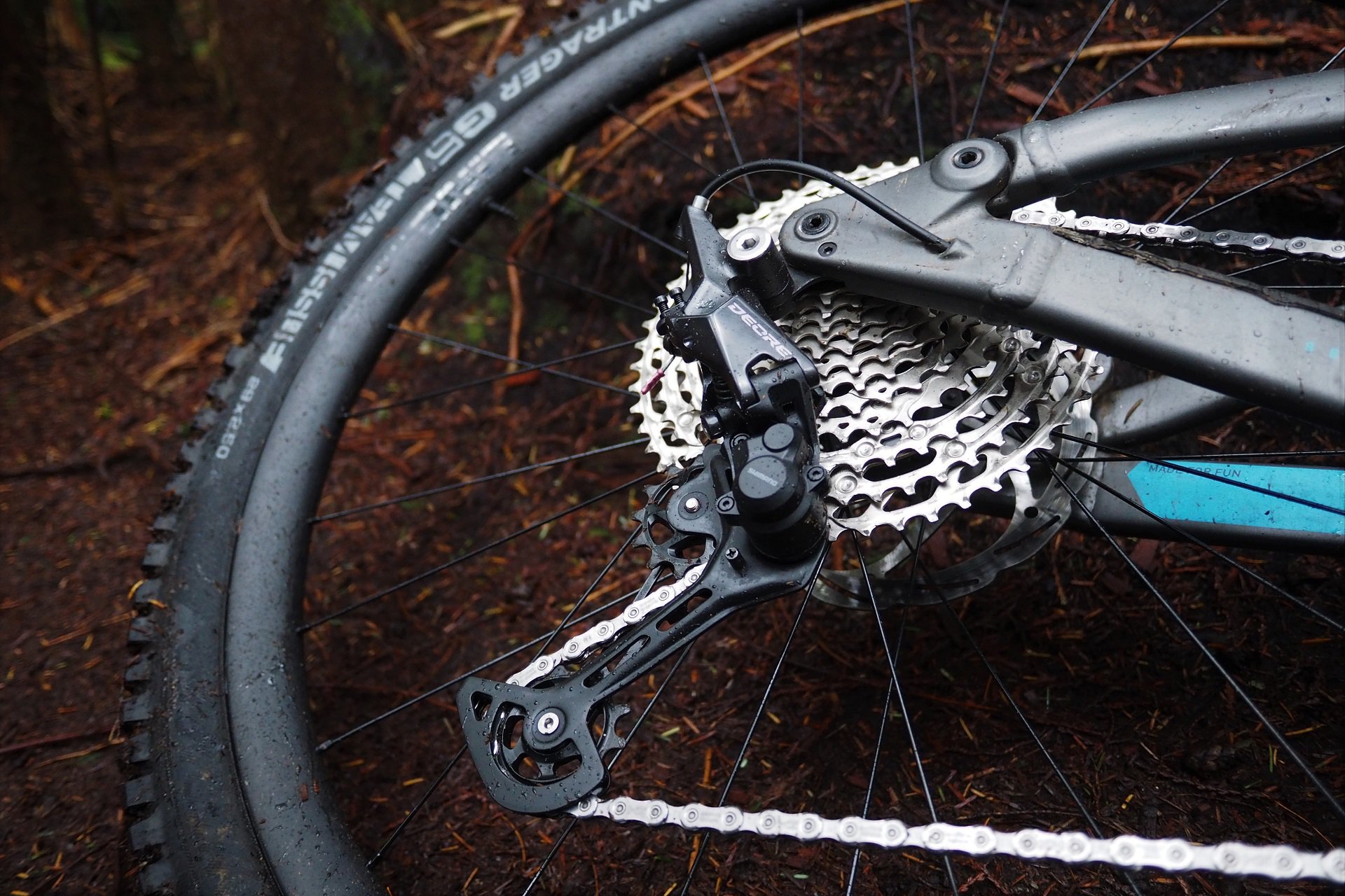 shimano deore drivetrain