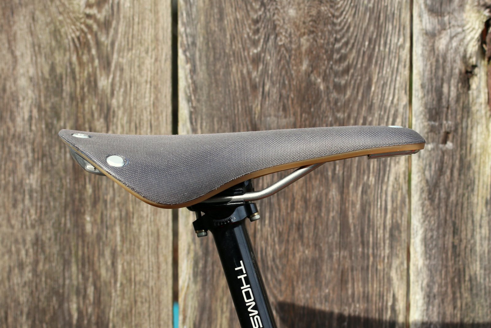 brooks cycle saddle