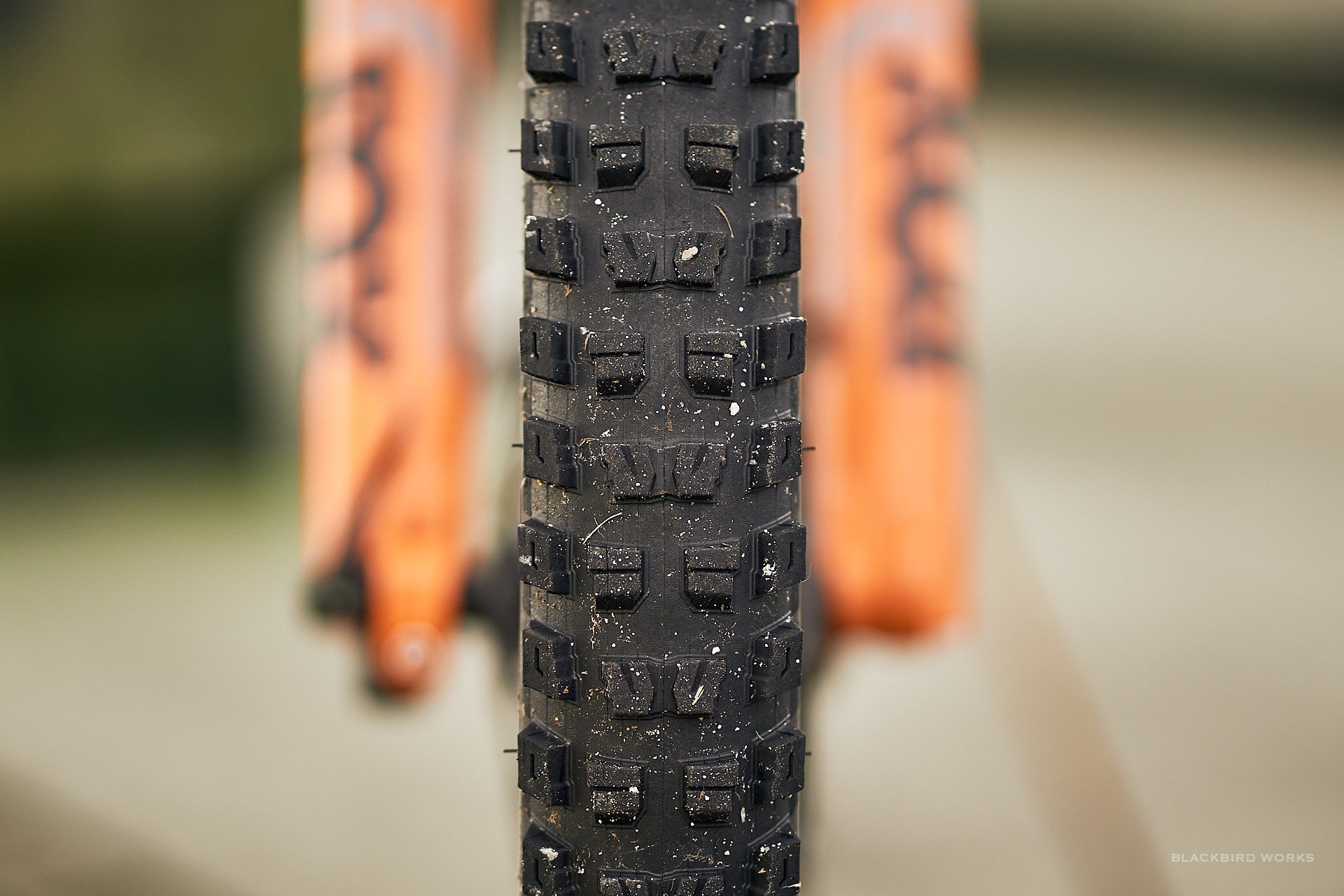 Specialized t9 tires hot sale