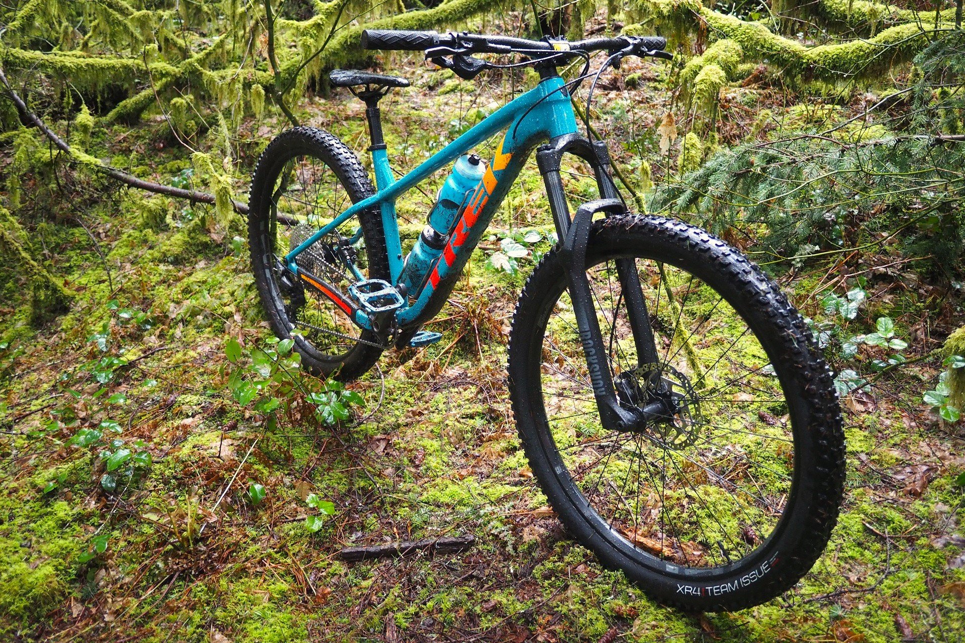 Trek roscoe best sale 7 2019 price