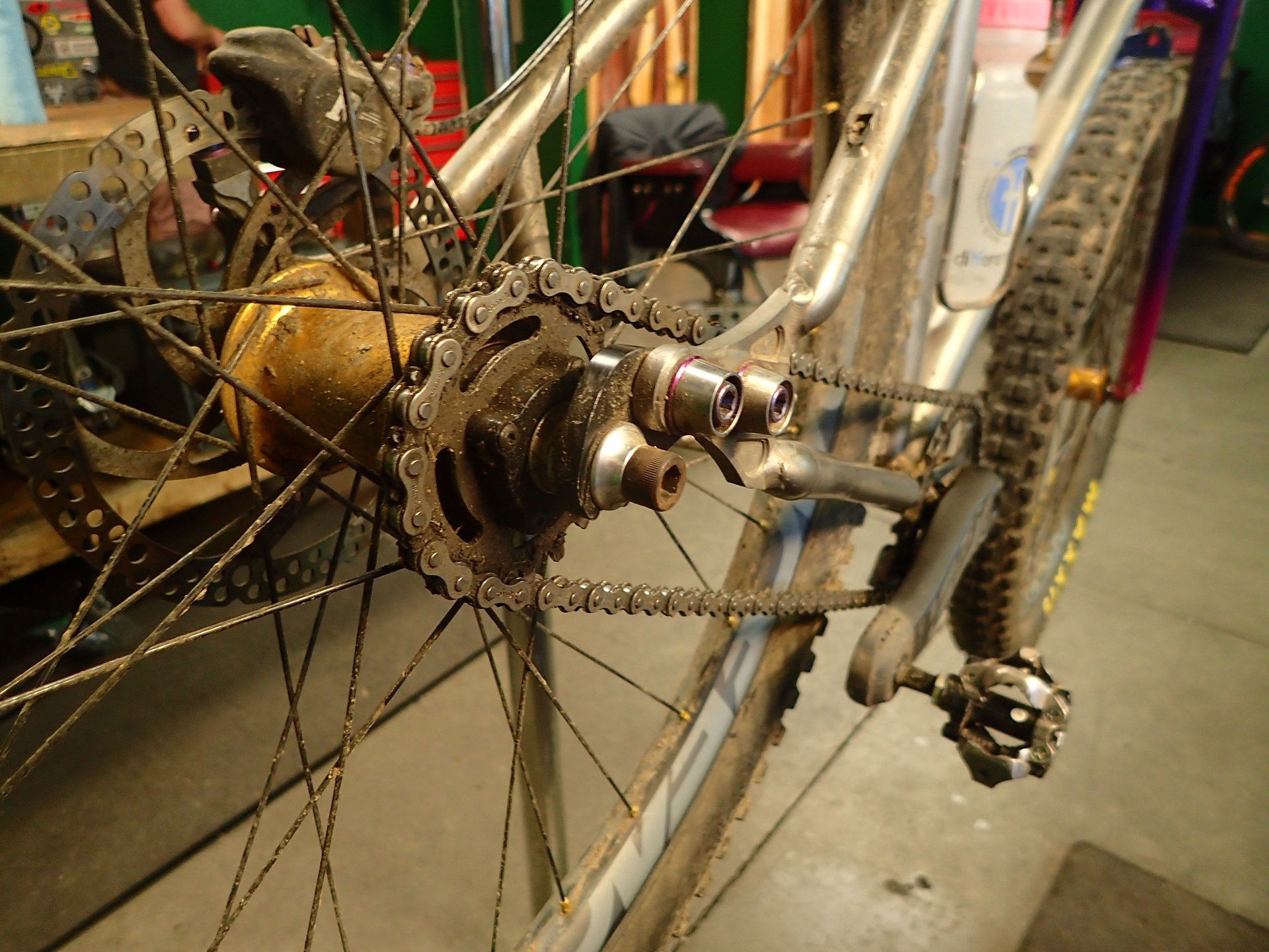 bicycle clutch hub