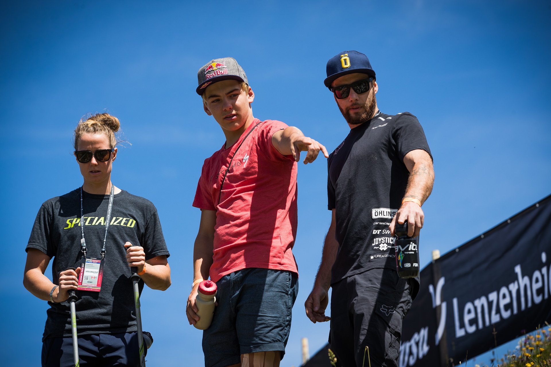 Miranda with teammate Finn Iles and mechanic Kevin Joly