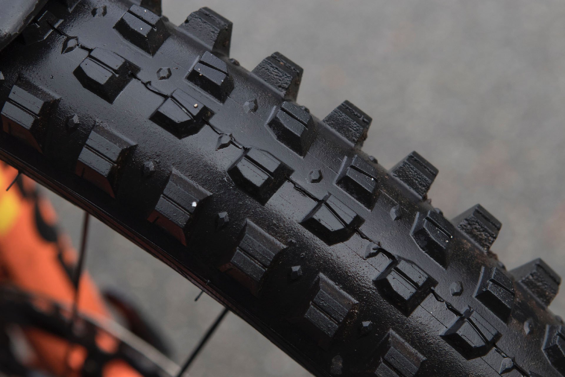 WTB Verdict 29 x 2.5 Front Tire Reviewed w Judge Rear