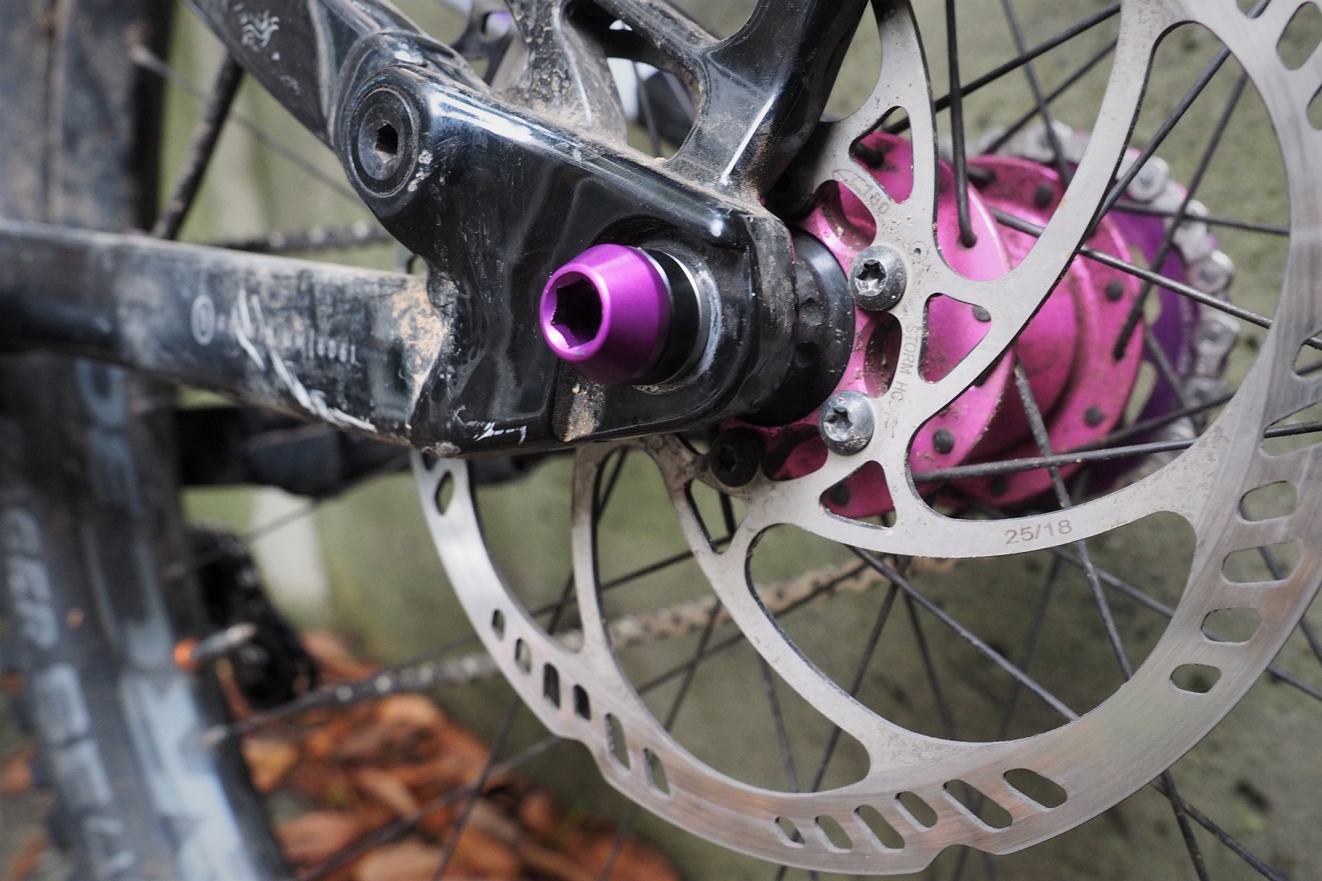 mtb rear axle