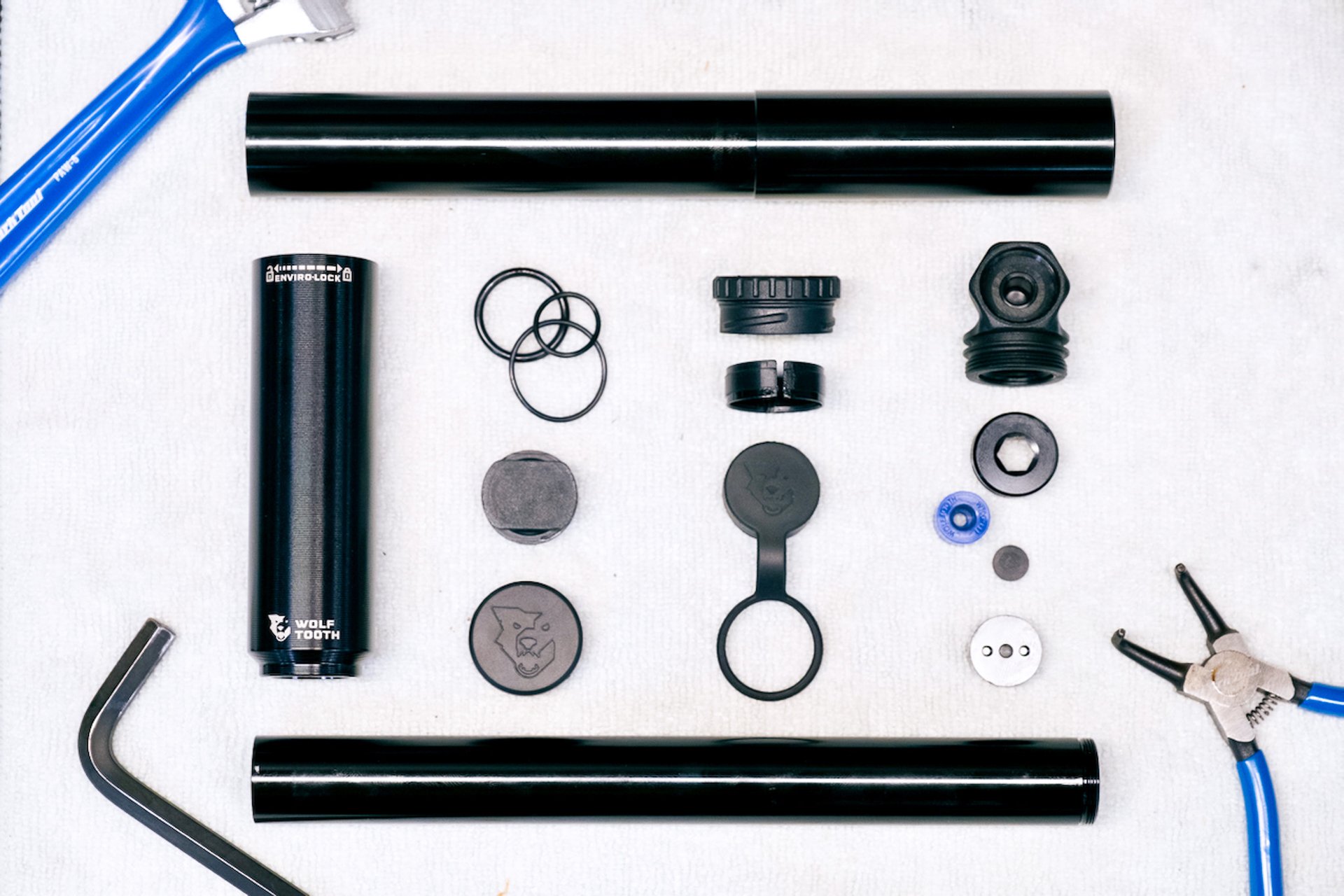 Wolf Tooth EnCase Pump parts diagram