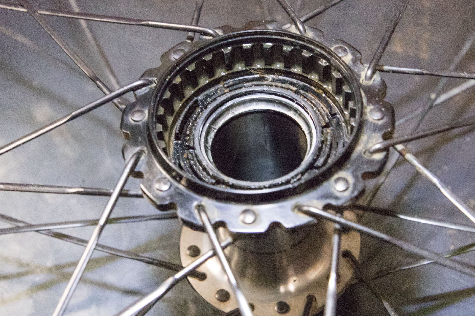 Shimano sealed bearing clearance hubs