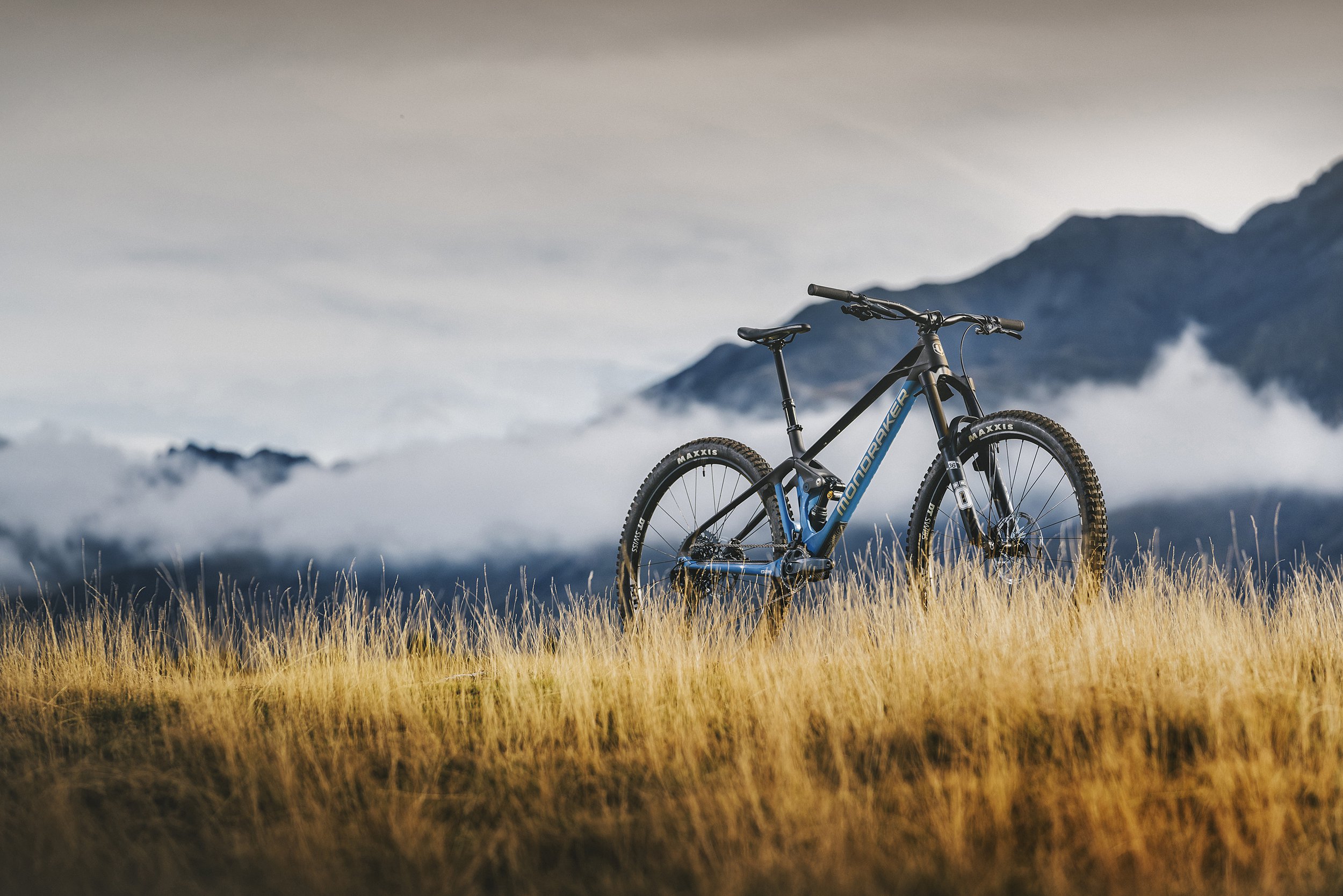 New From Mondraker The 2022 Raze and Foxy Carbon