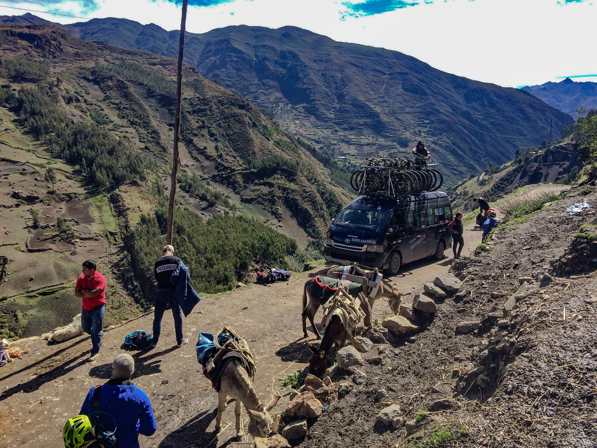 Gringos arrive