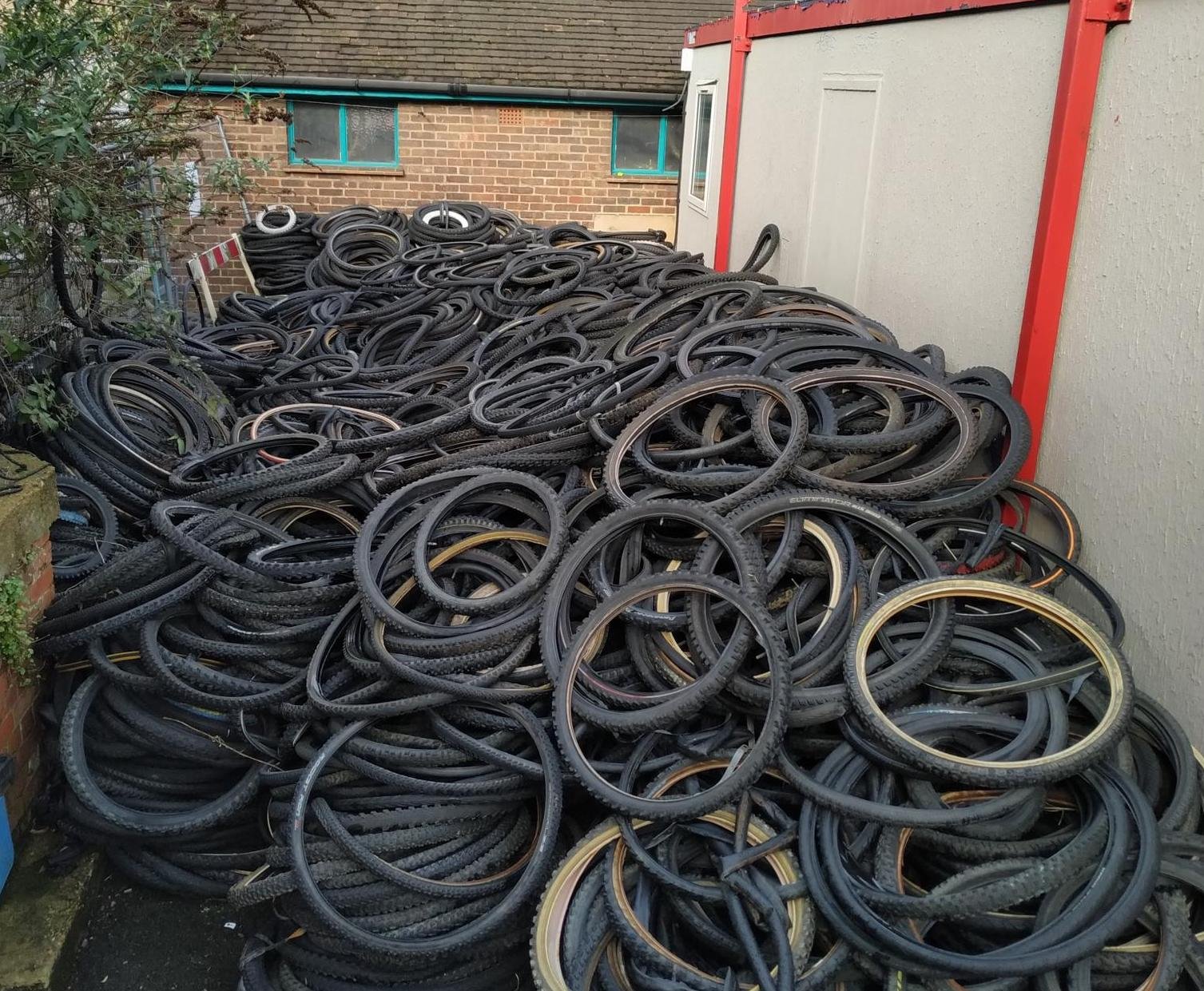 bike tyres_0