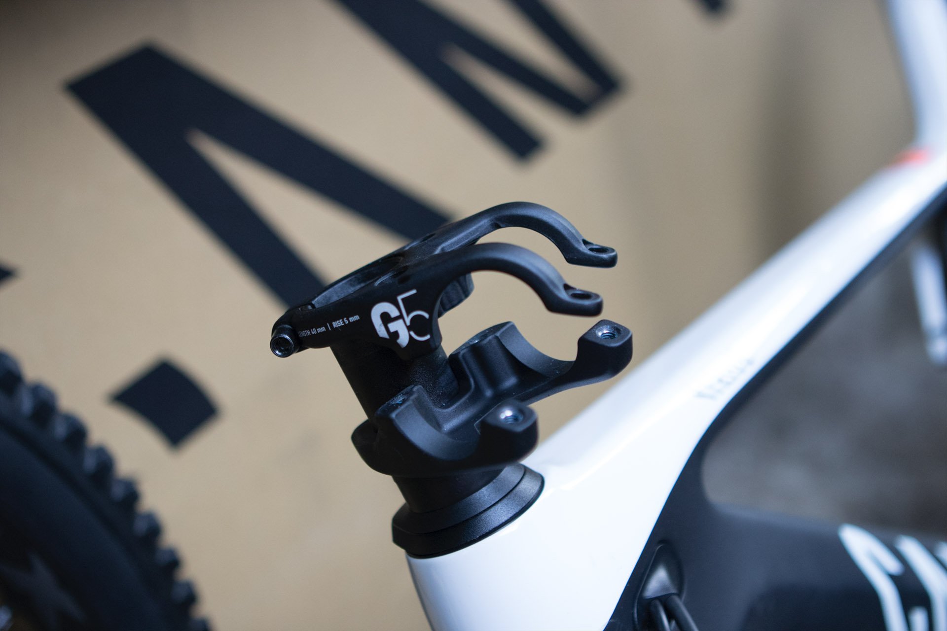 Canyon strive headset new arrivals