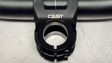 cast mtb bars and stem