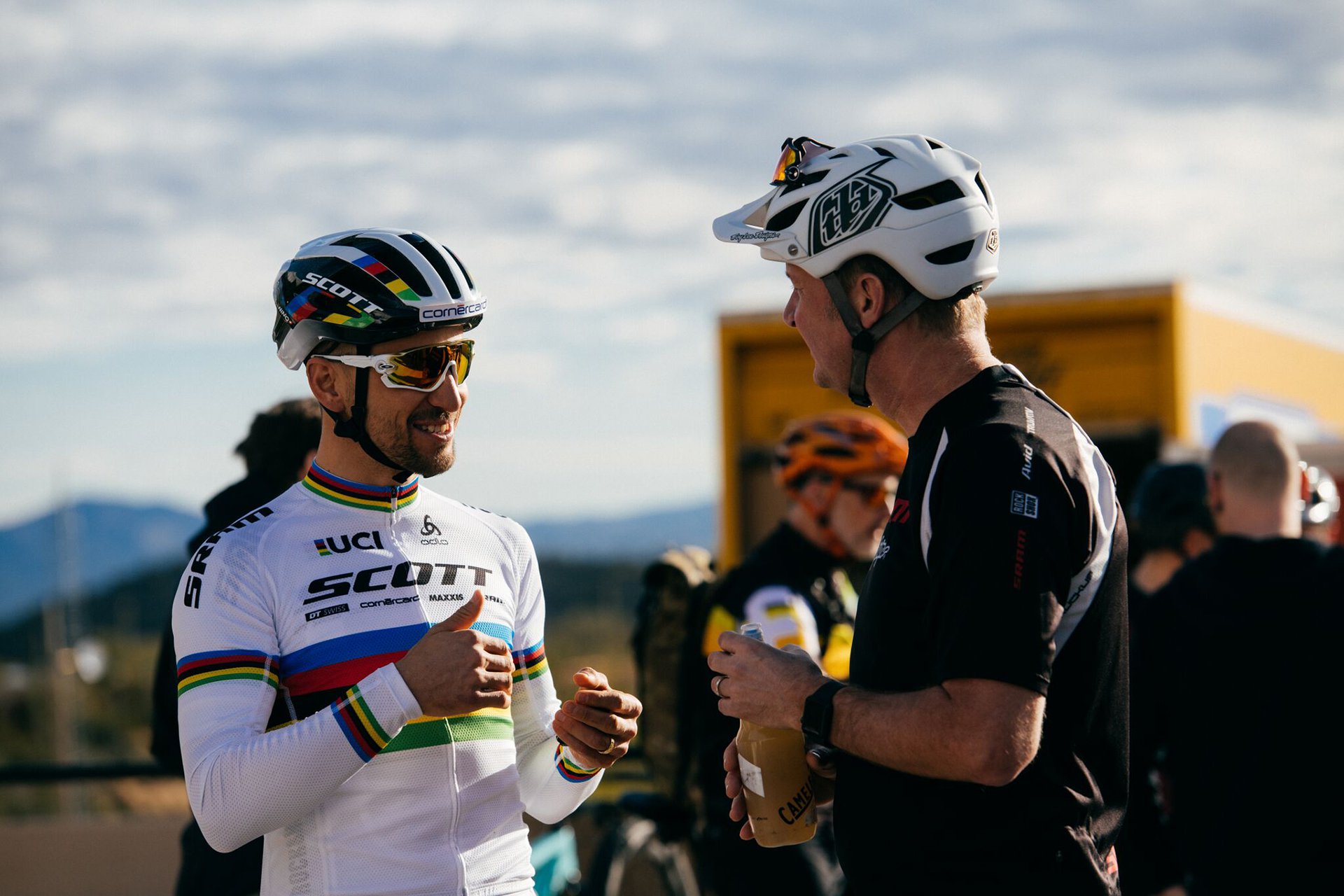 chris_hilton_nino_schurter.jpg