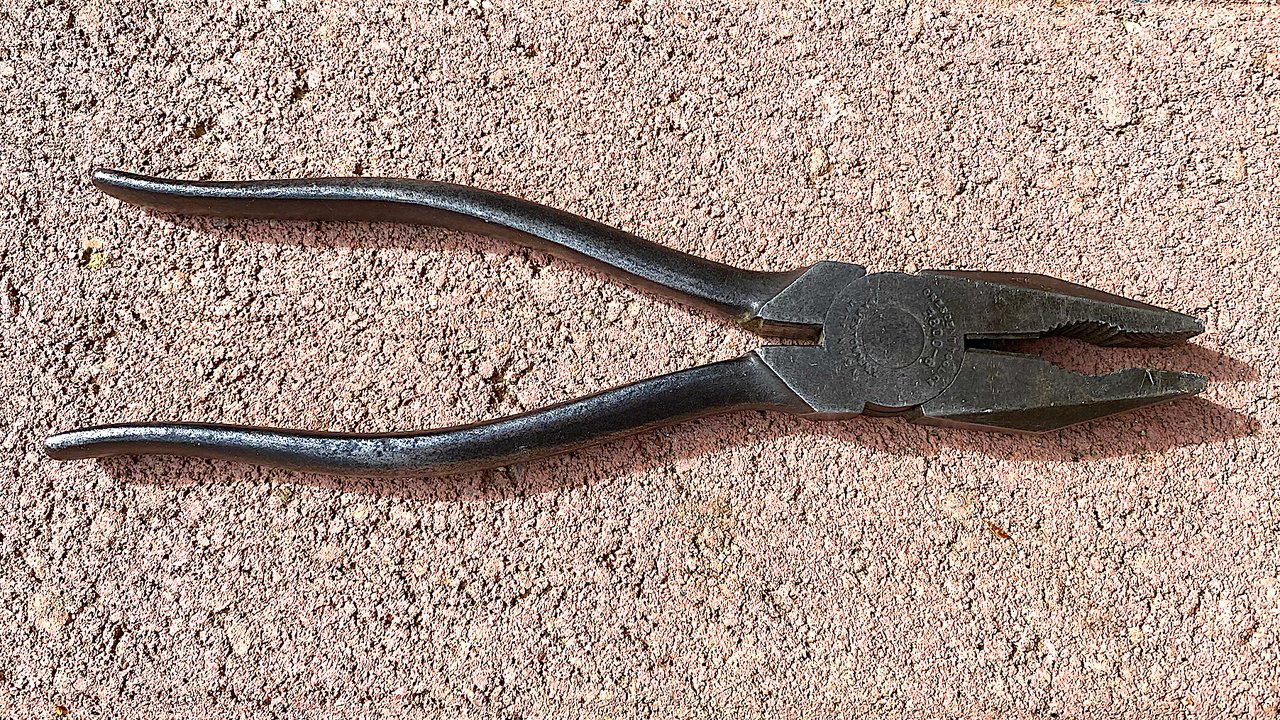 The Best Linesman Pliers —Which Pliers Should I Buy?