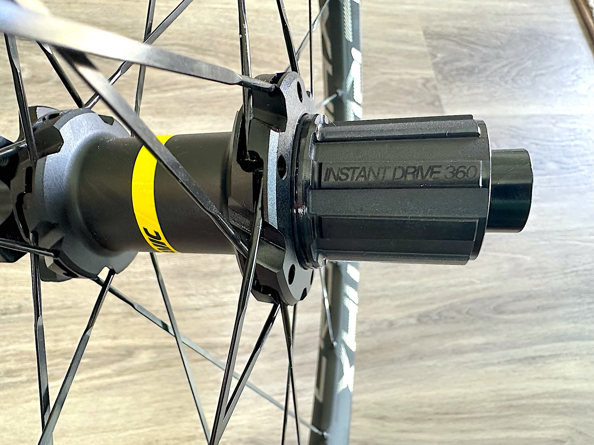 crossmaxhubside