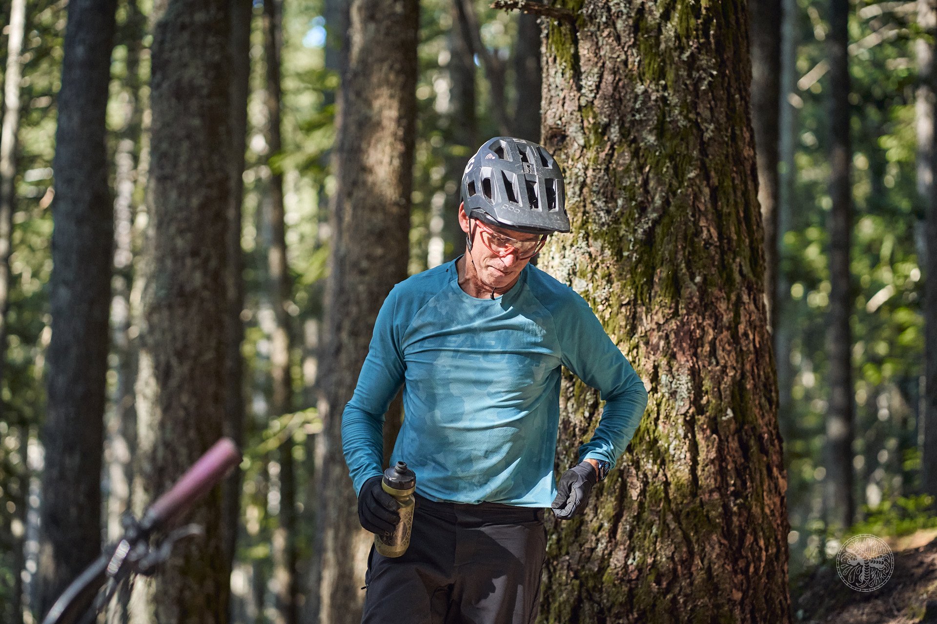 Review: Pearl Izumi's Fall Collection - Tech Clothing with Casual Styling -  Pinkbike