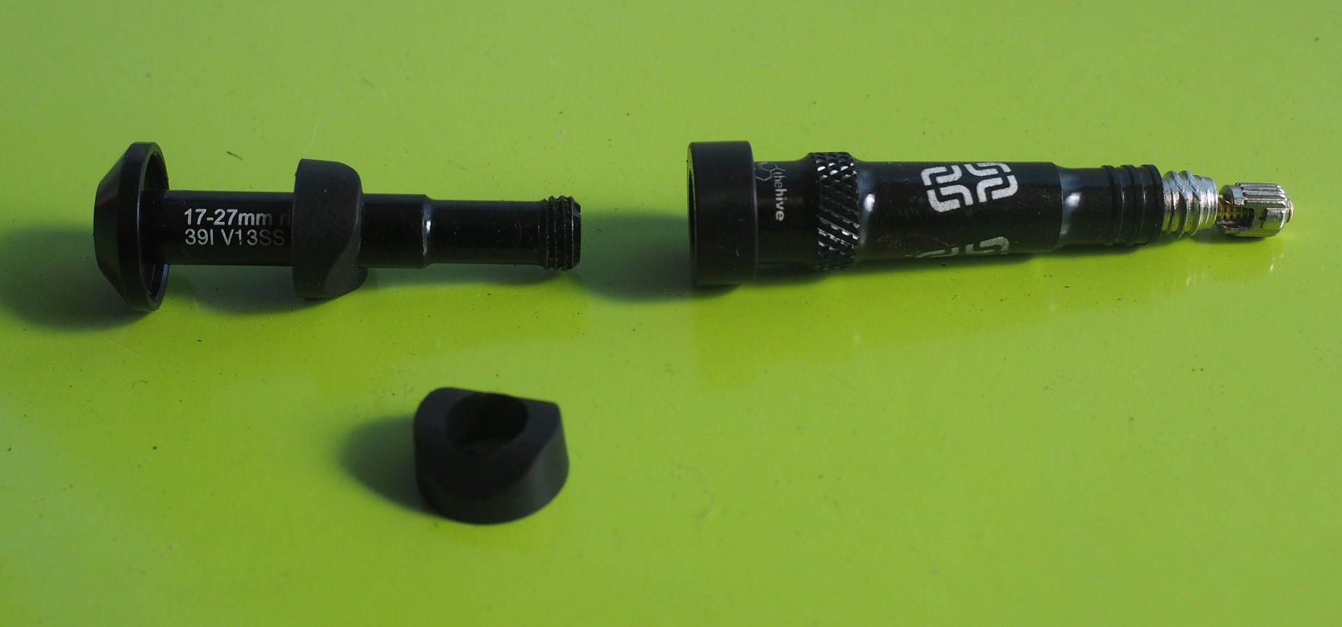 How to install tubeless valves - e*thirteen