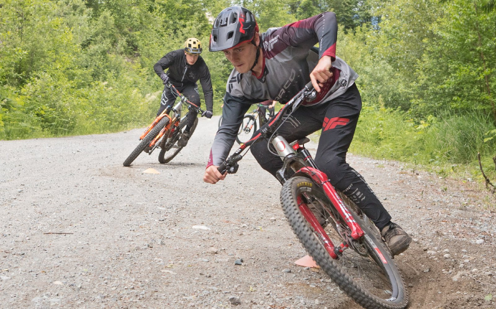 Core exercises for MTB riders: 9 pro rider tips +list+
