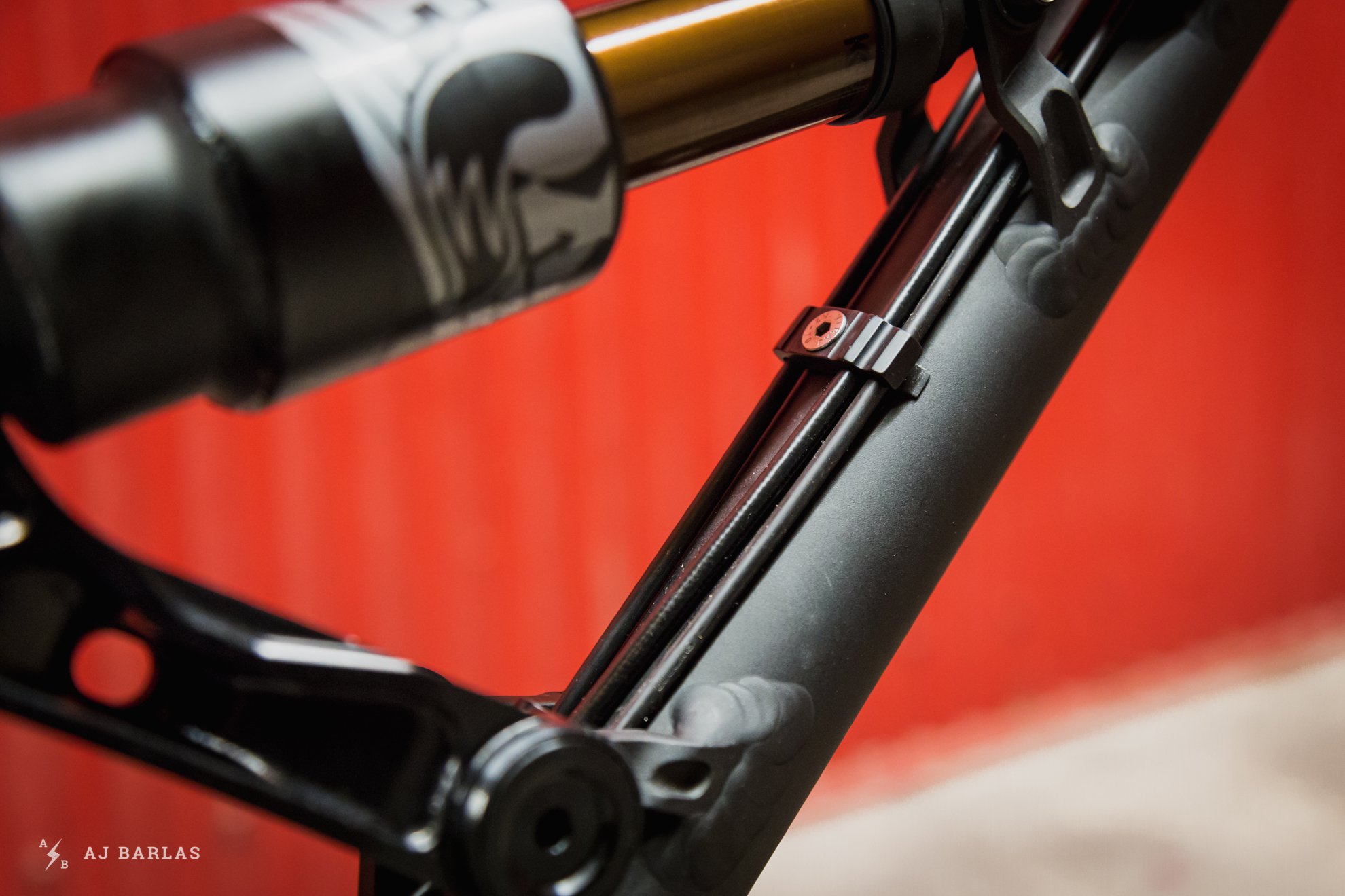 G16 Downtube Cable Guide