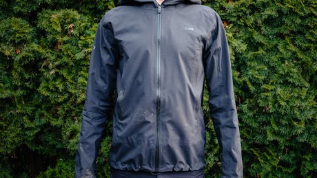 giro-rain-jacket-030219-ajbarlas-3440.jpg