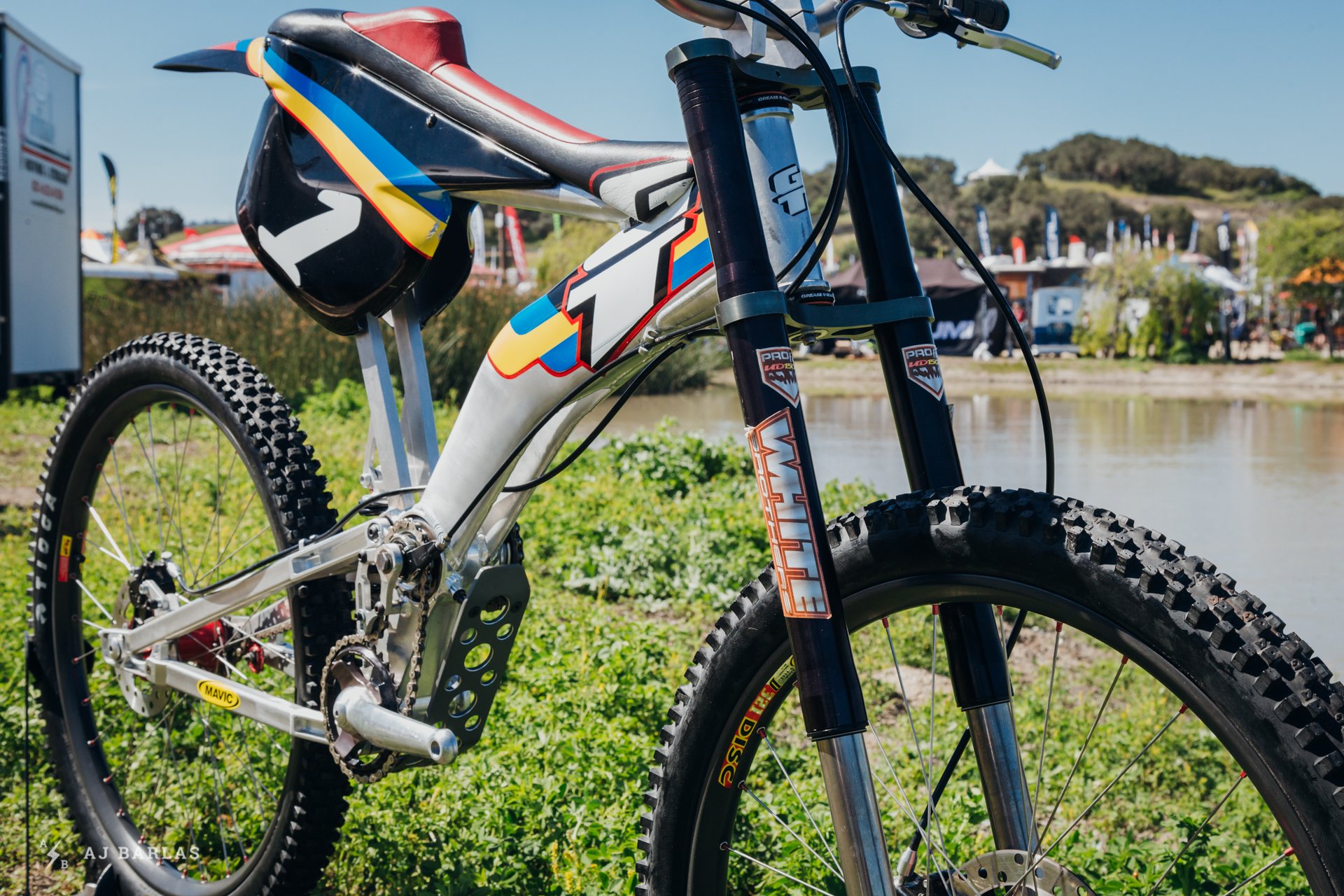 Gt downhill bikes on sale