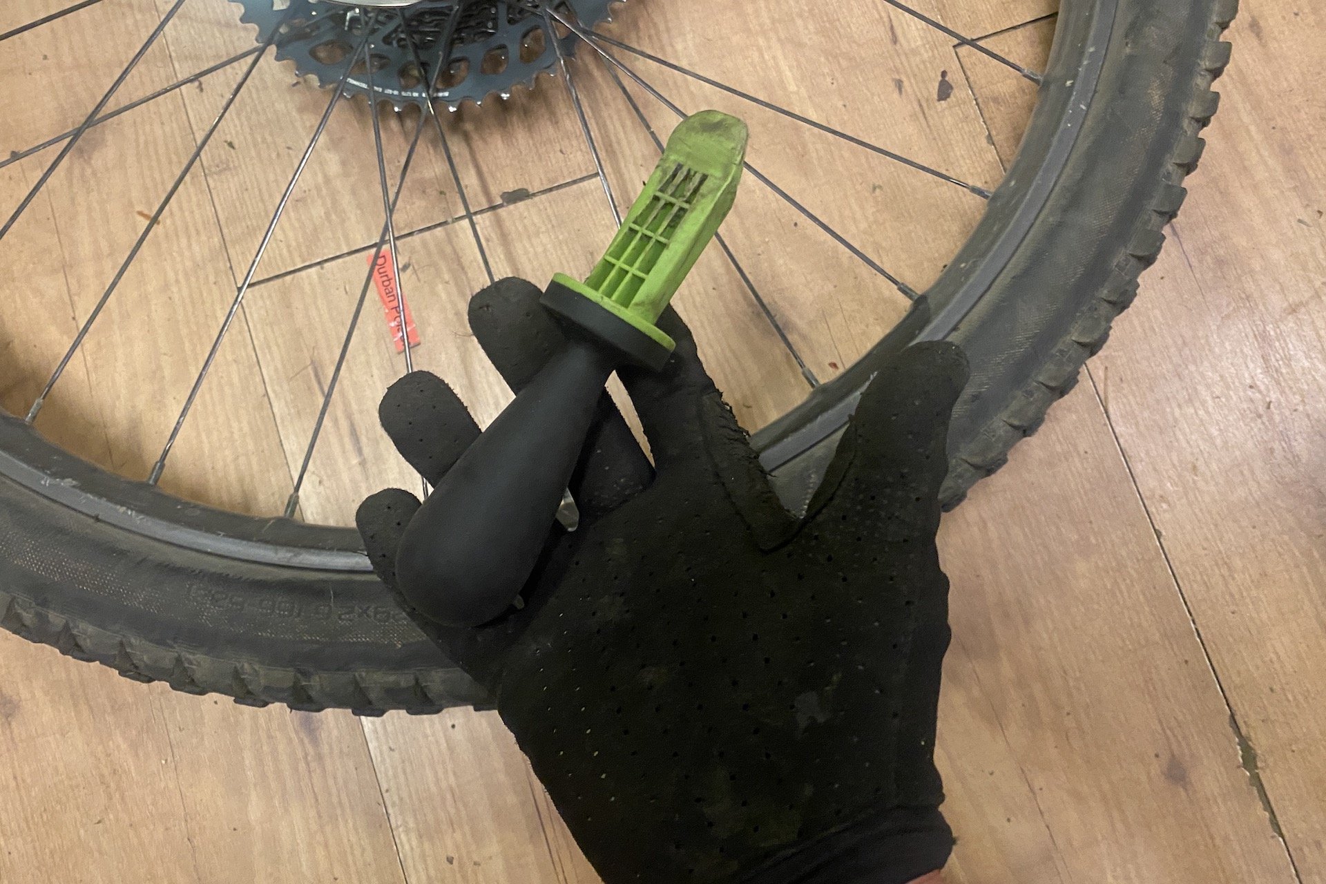 Installing The Most Challenging Insert - Cushcore eMTB