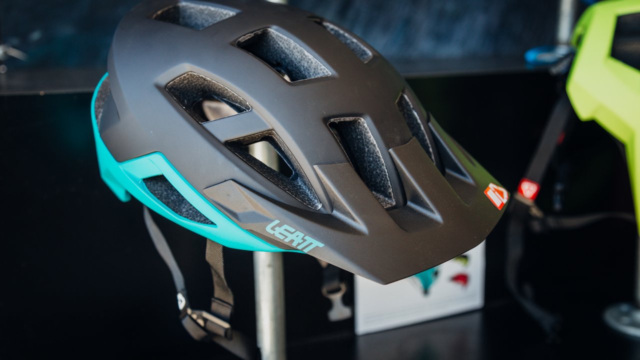 Leatt's New $100 DBX 2.0 Trail Helmet - Sea Otter 2018