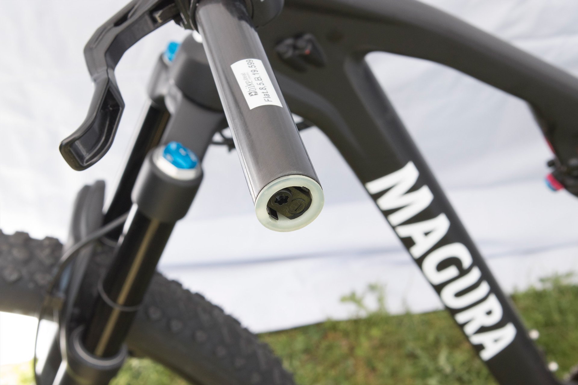 magura_in_bar_brakes_1.jpg