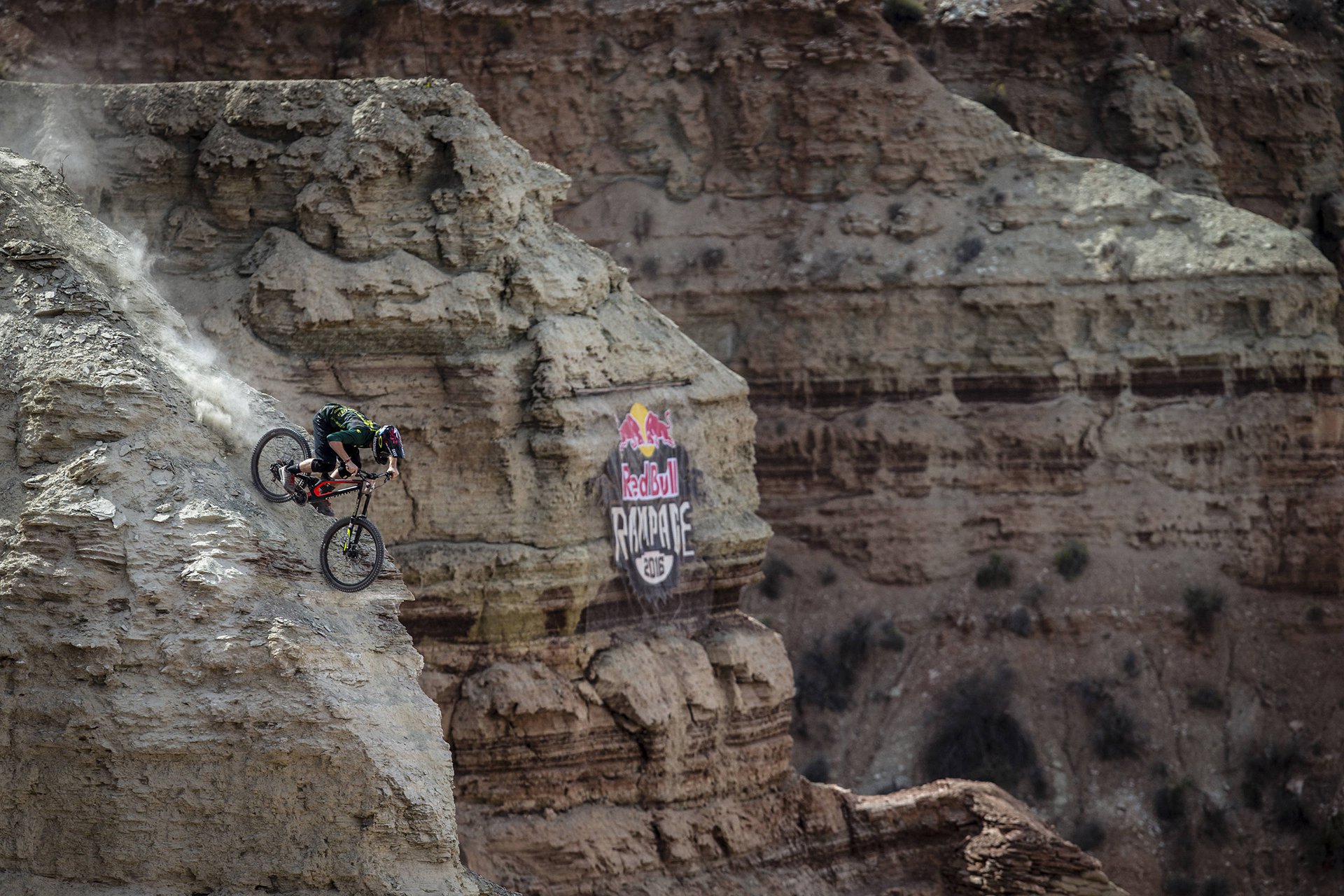 Велосипеды участников Red bull Rampage 2015