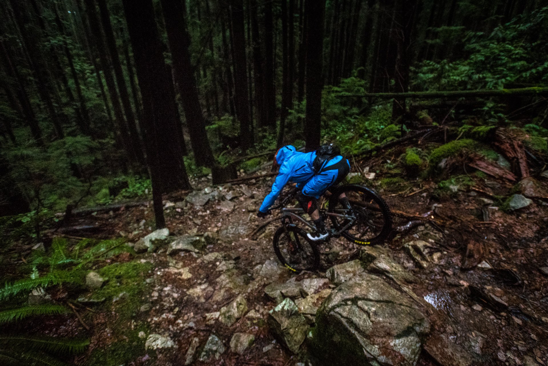nsmb_2018__gearreviewknollywarden_alum_carbon-2562.jpg
