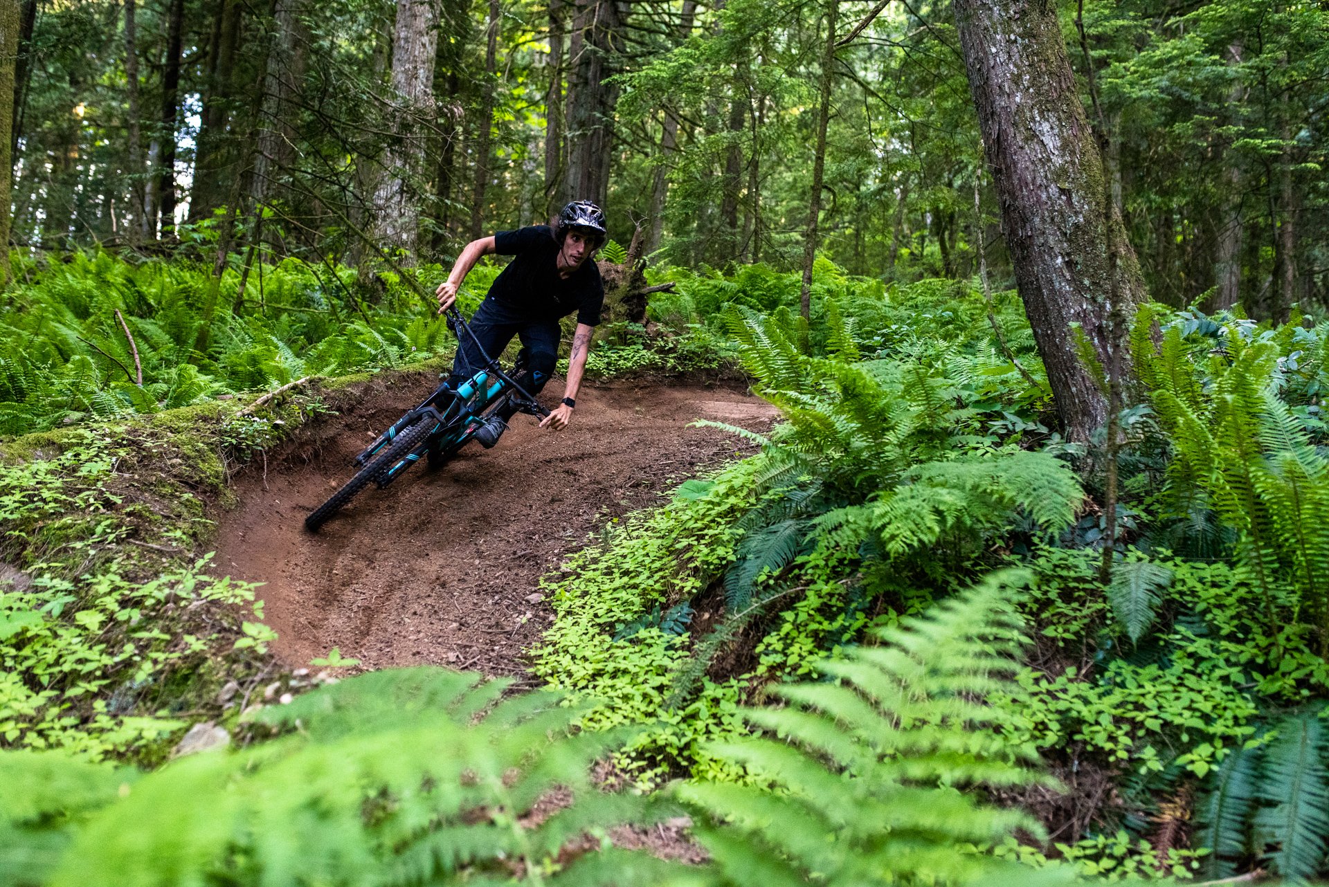 nsmb_2018_gearreview_firstimpressions_santacruz_bronson_5010-7112.jpg