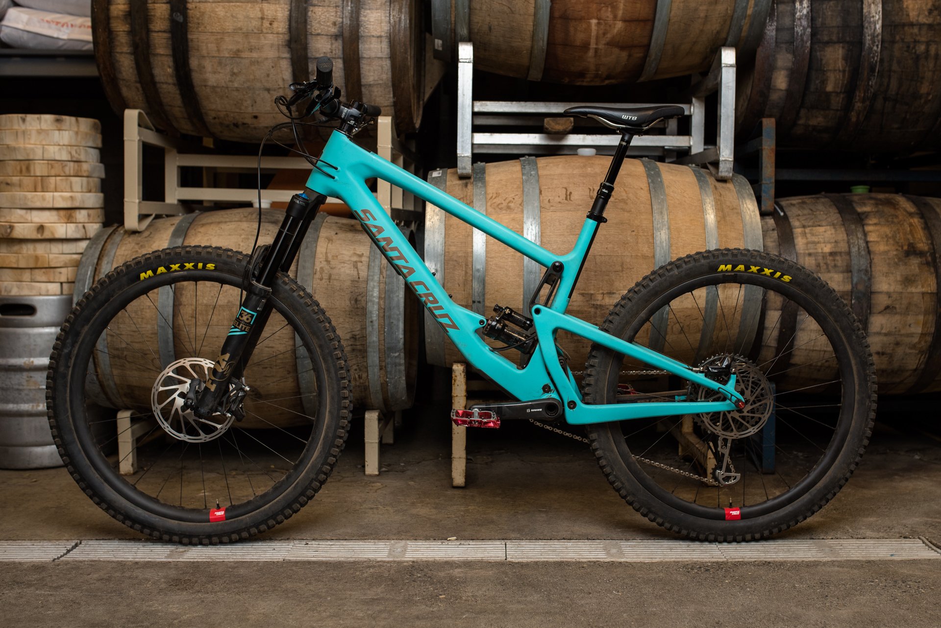 nsmb_2018_gearreview_firstimpressions_santacruz_bronson_5010-7521.jpg