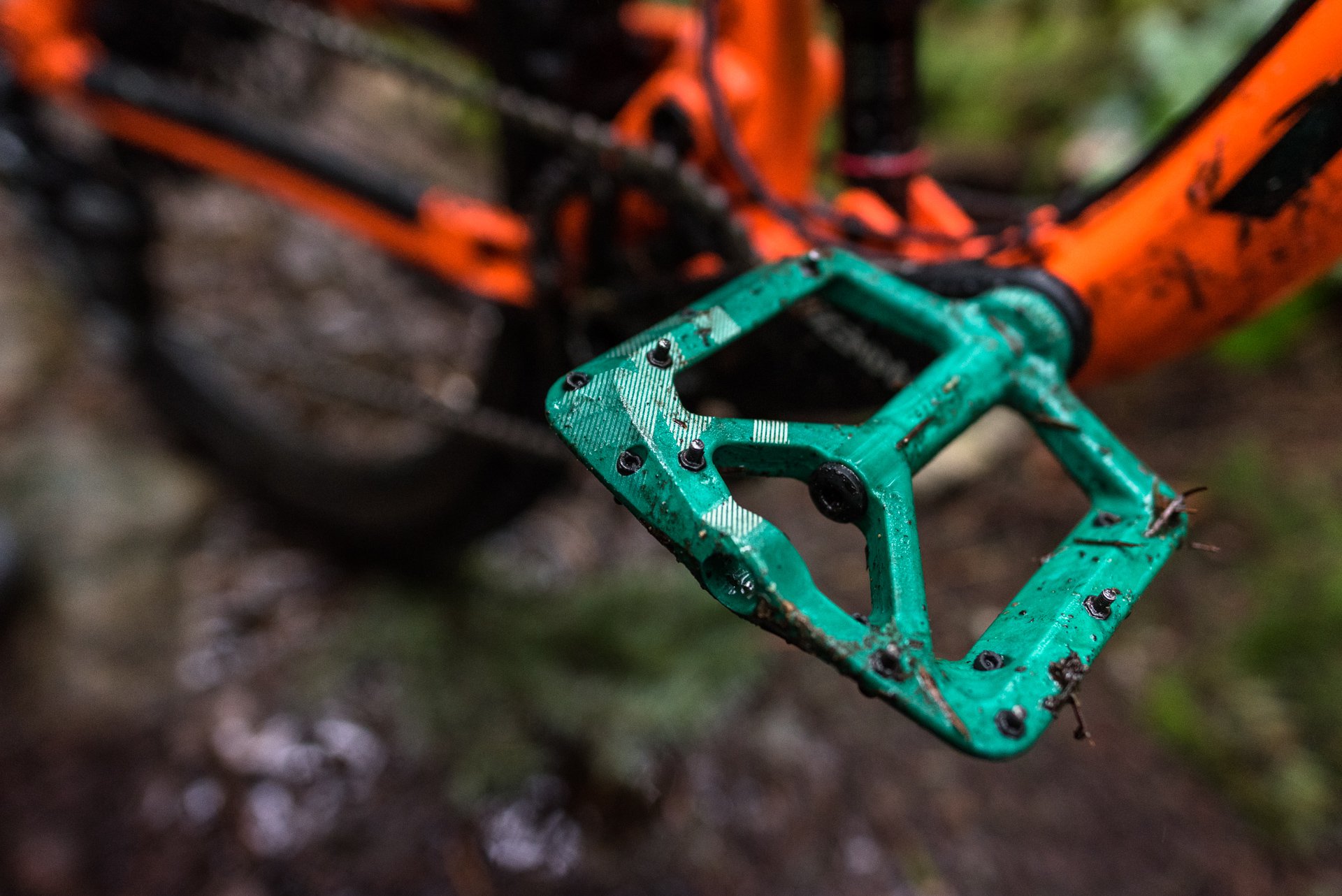 kona flat pedals