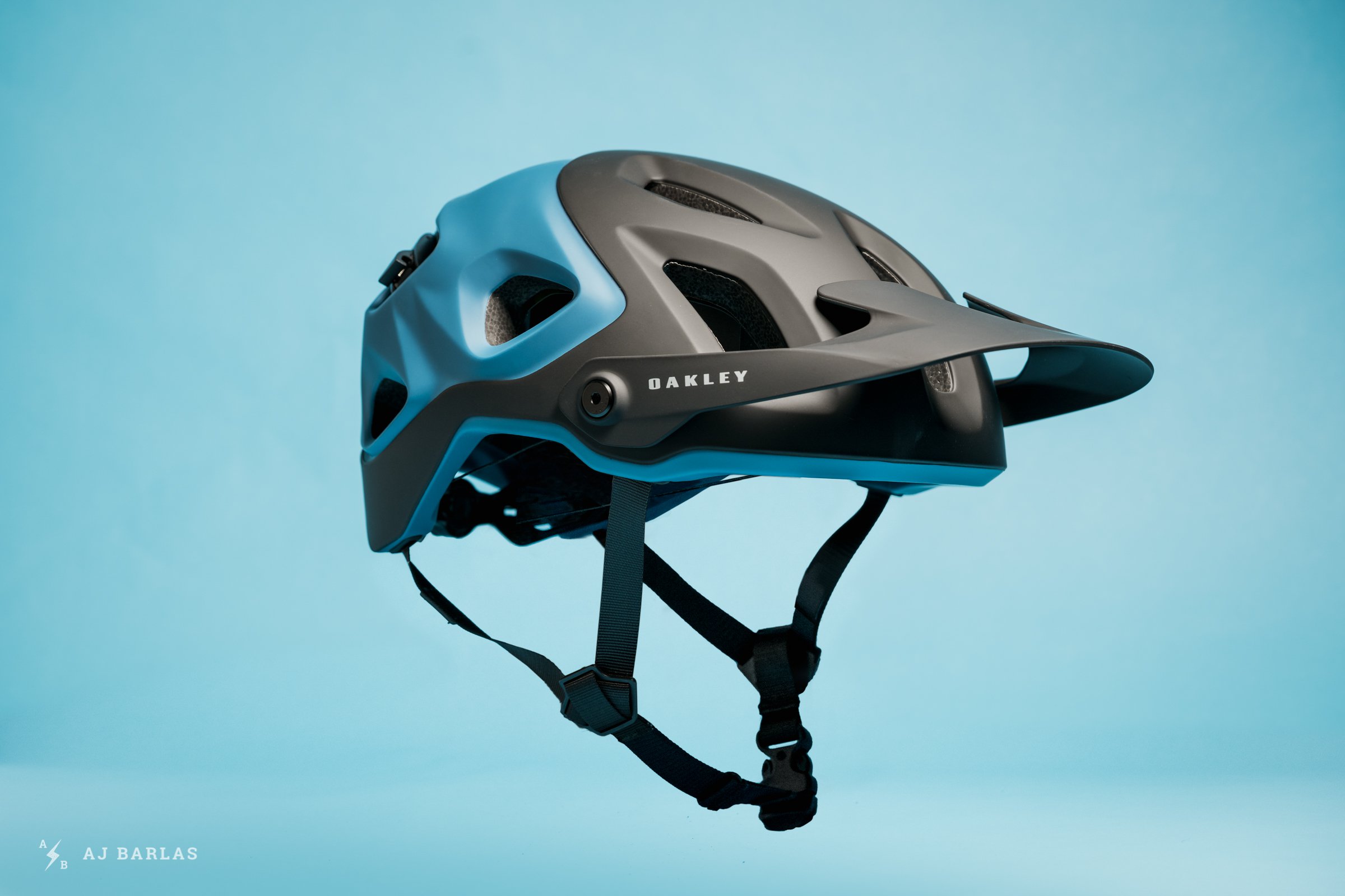 oakley drt5 helmet review