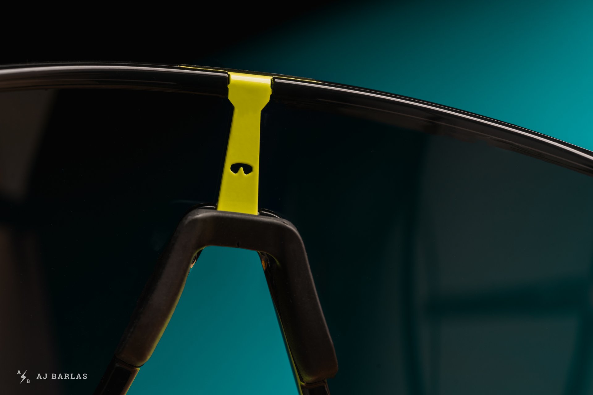 oakley-sutro-prizm-glasses-020121-ajbarlas-07698.jpg