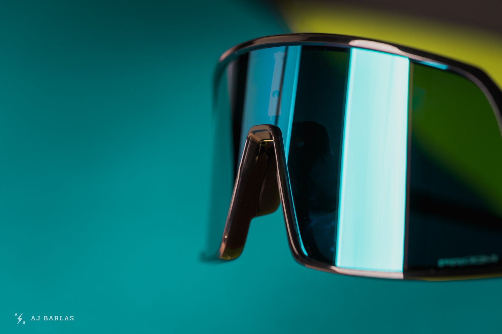 oakley-sutro-prizm-glasses-020121-ajbarlas-07680.jpg