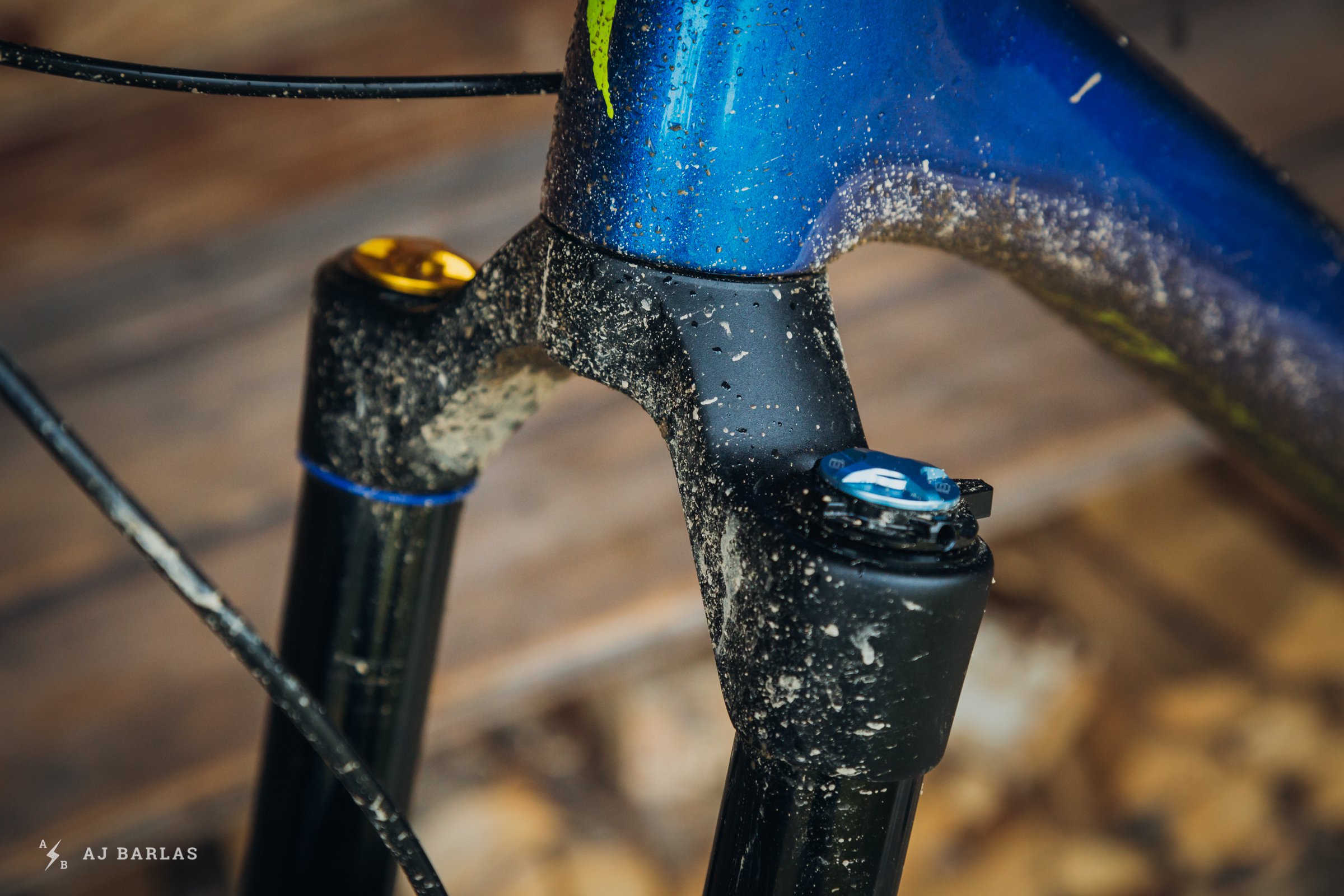 ohlins trail fork