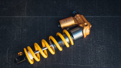 Öhlins TTX Trunnion Mount Shock