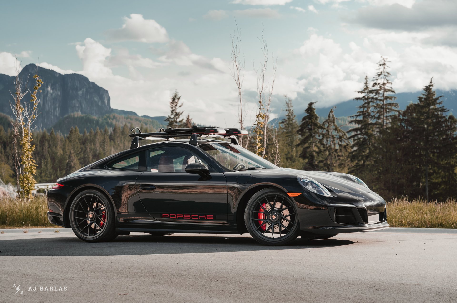 Dream Rides: 2018 Porsche 911 GTS & Specialized Enduro Expert