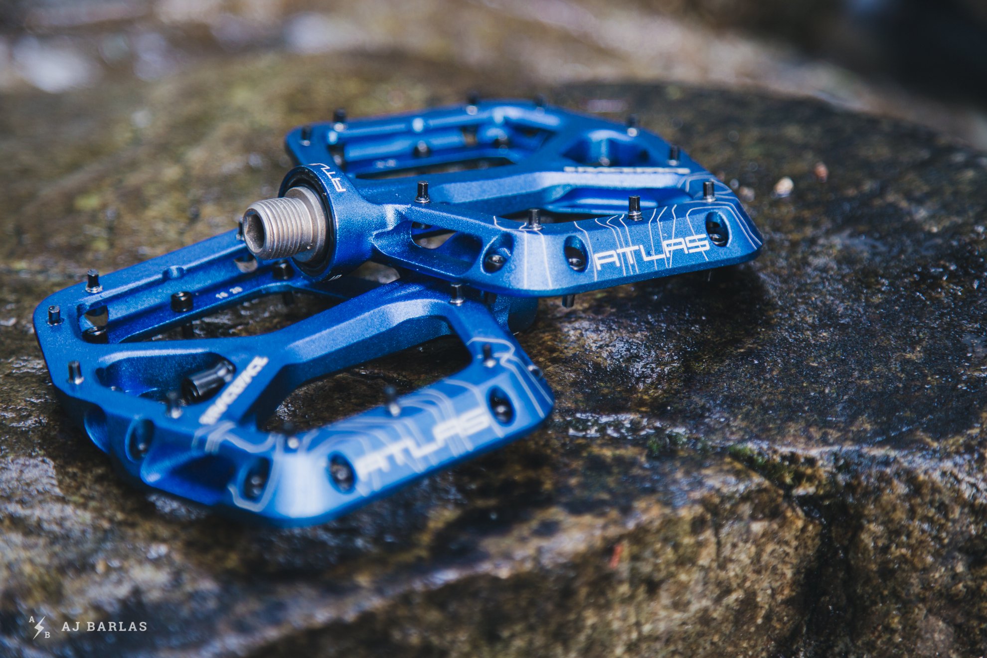 atlas flat pedals