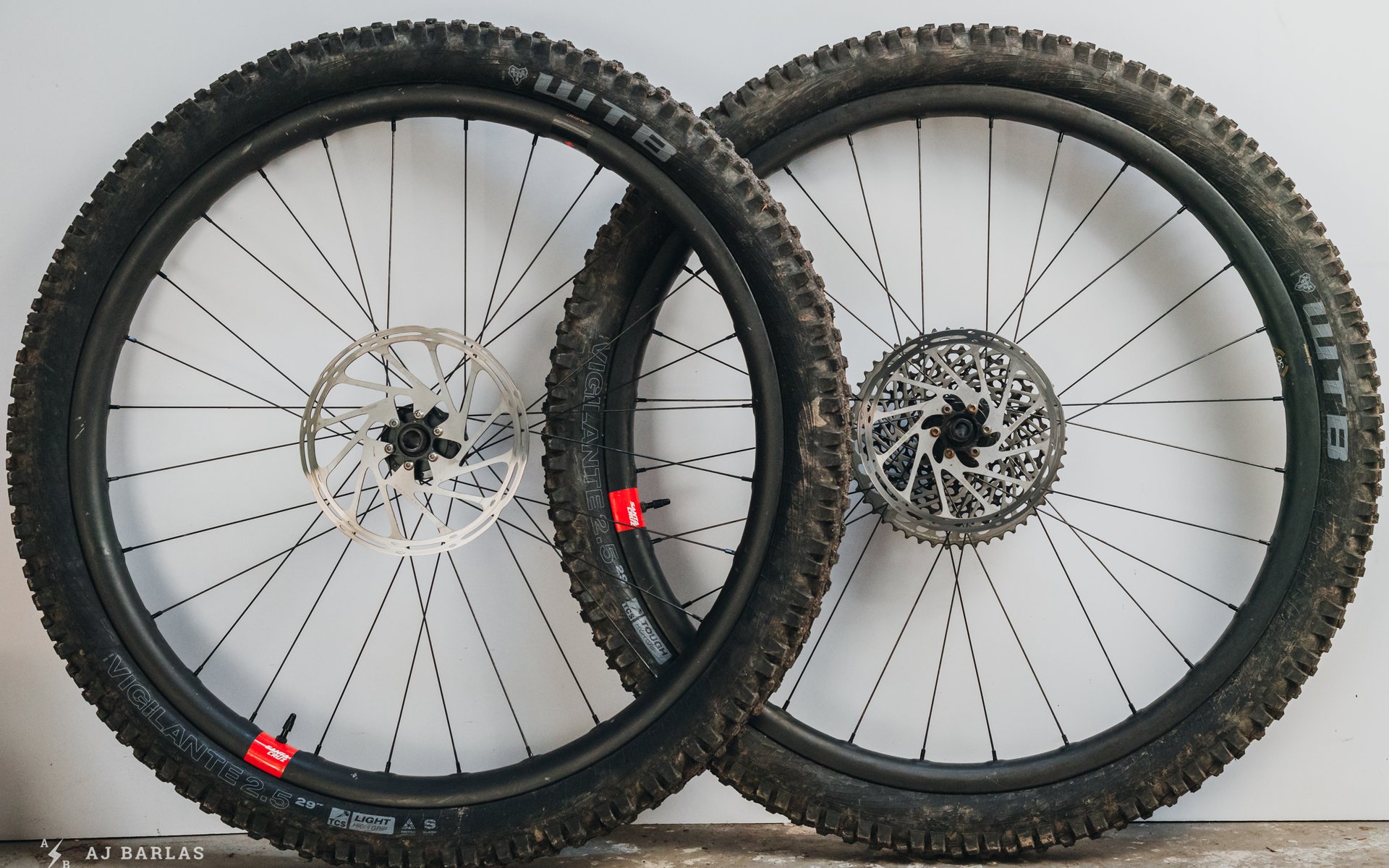 Santa Cruz Reserve 30 Carbon Wheels Reviewed