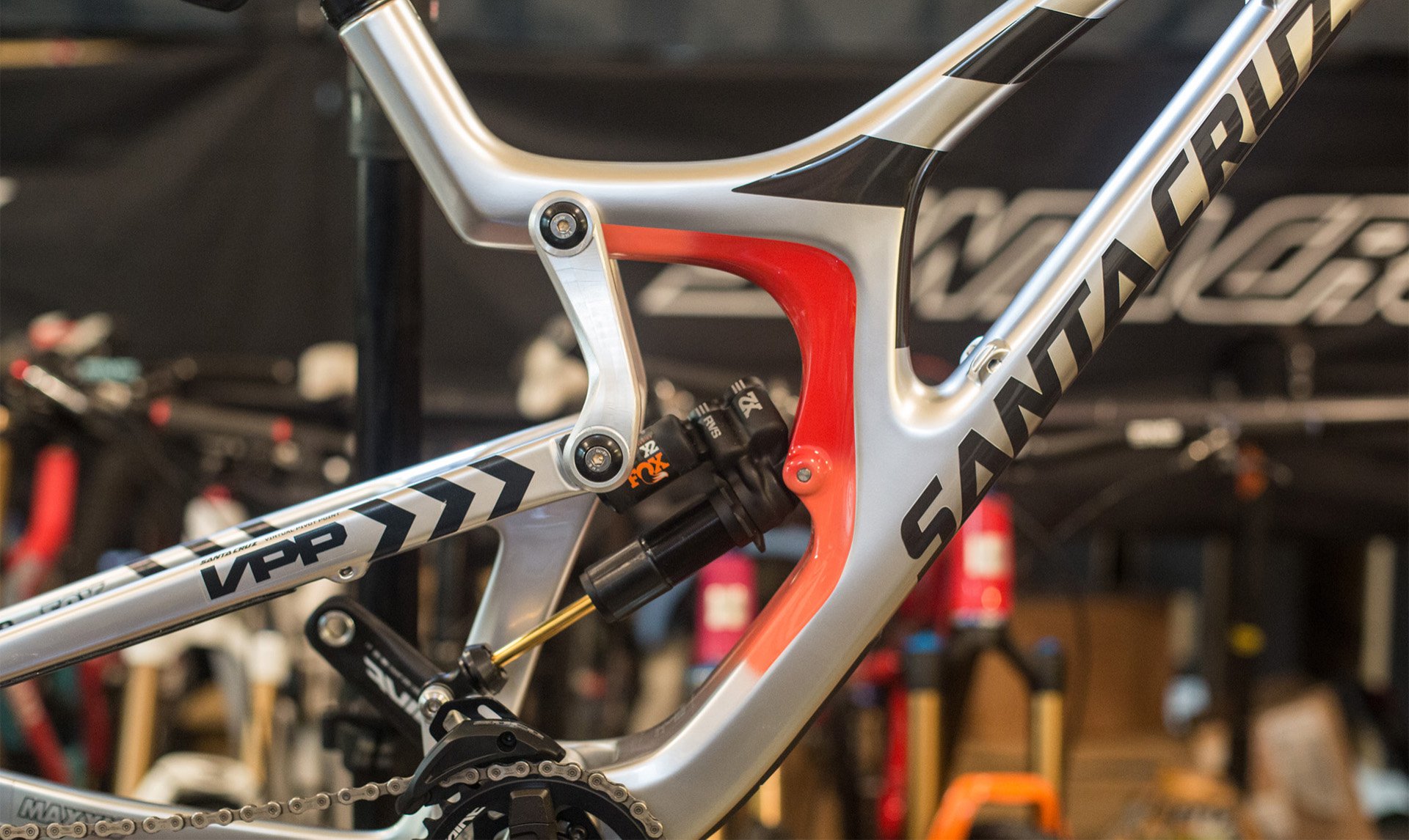 santa_cruz_v10_29er_1.jpg