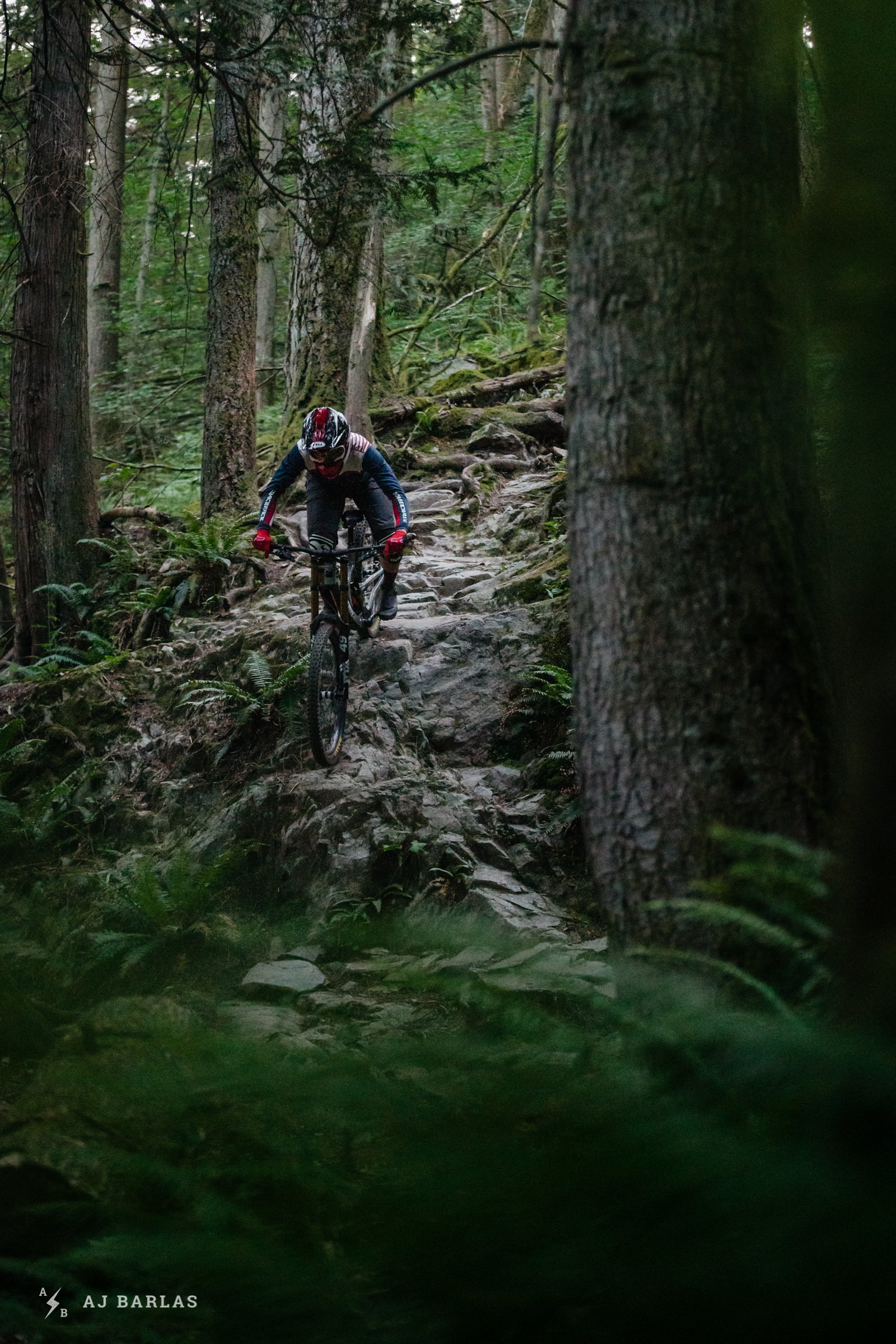 scb-v10-tim-coleman-seymour-cove-130619-ajbarlas-03621.jpg