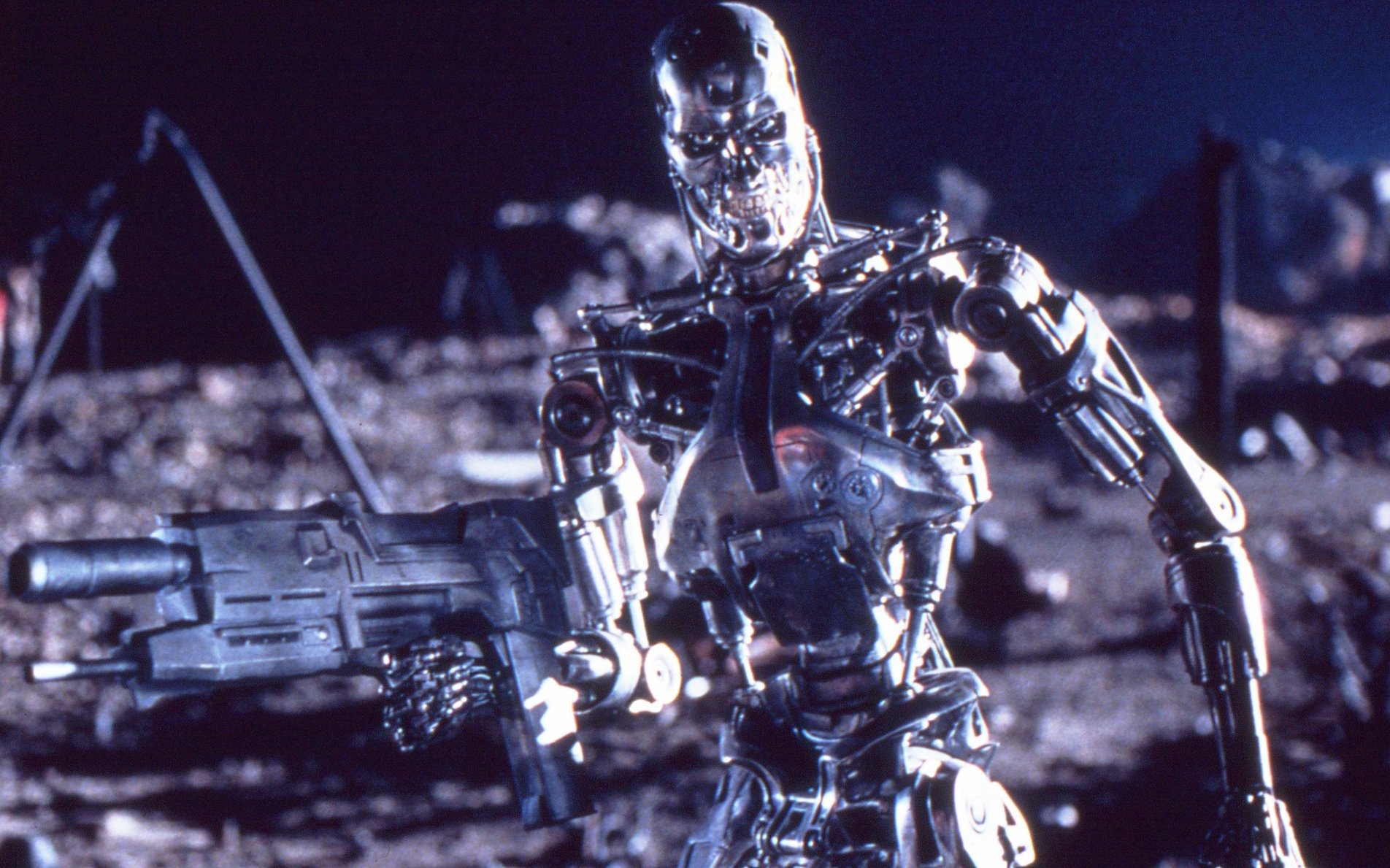 Terminator T800 Endoskeleton in Futuristic Battle Scene